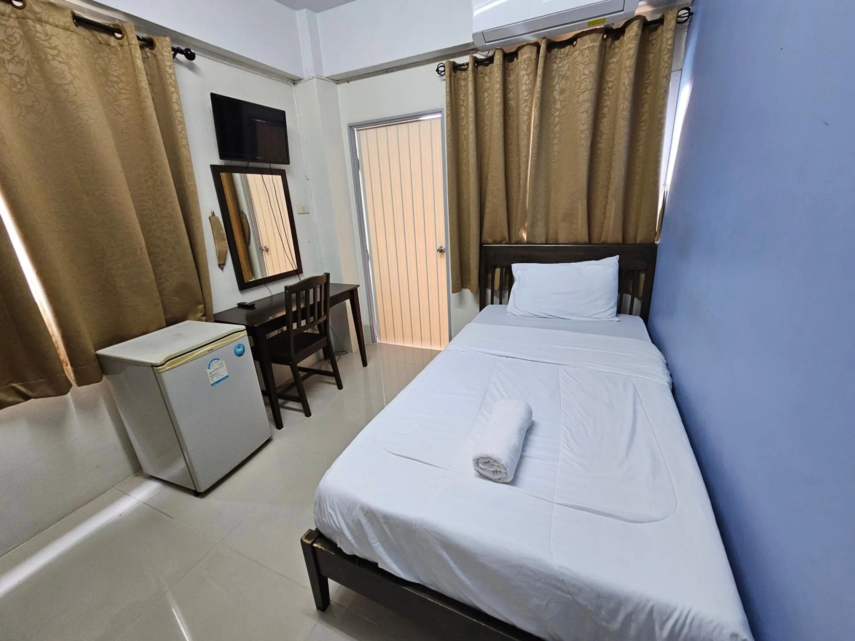 Bedroom in Si Fah at Bangsaen Hotel