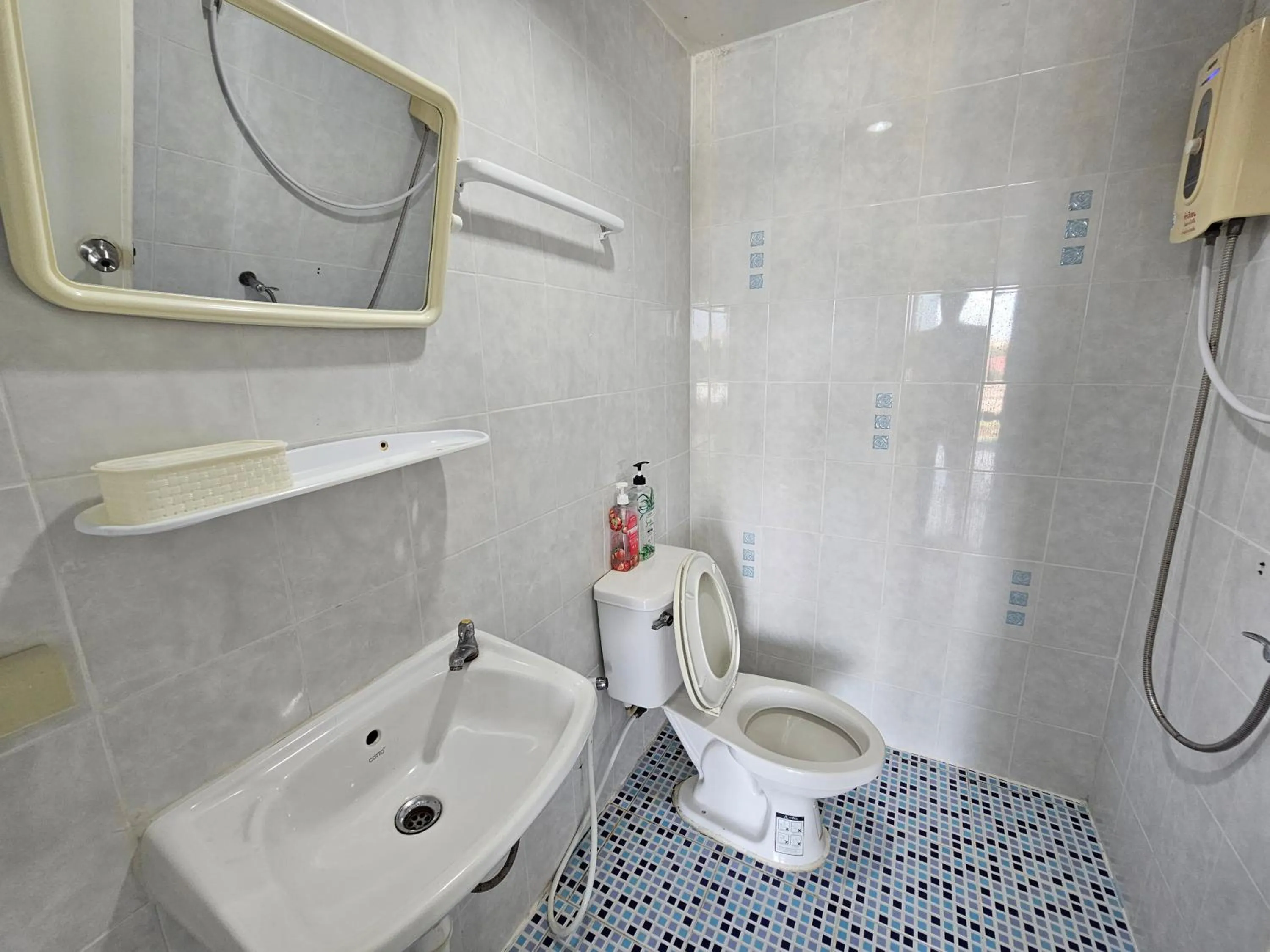 Bathroom in Si Fah at Bangsaen Hotel