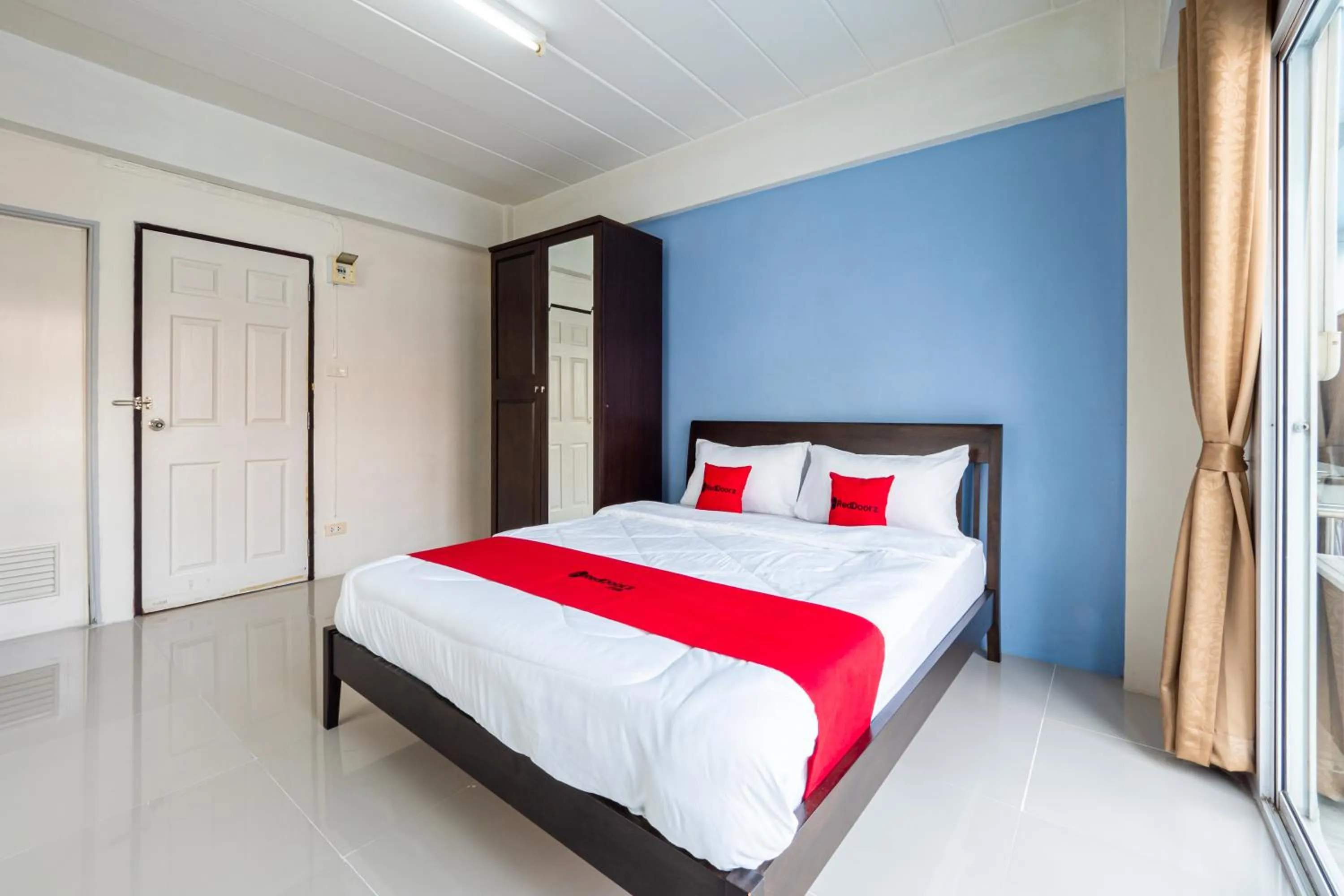 Photo of the whole room in Si Fah at Bangsaen Hotel