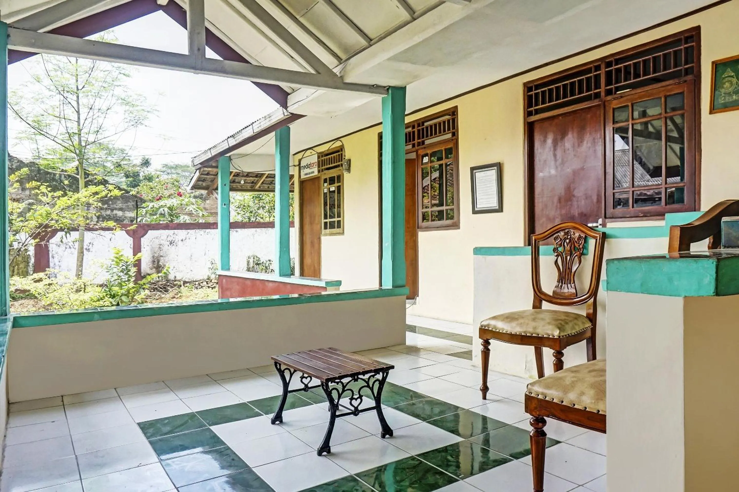 Lobby or reception in Hotel O Wisma Asri Putra Syariah