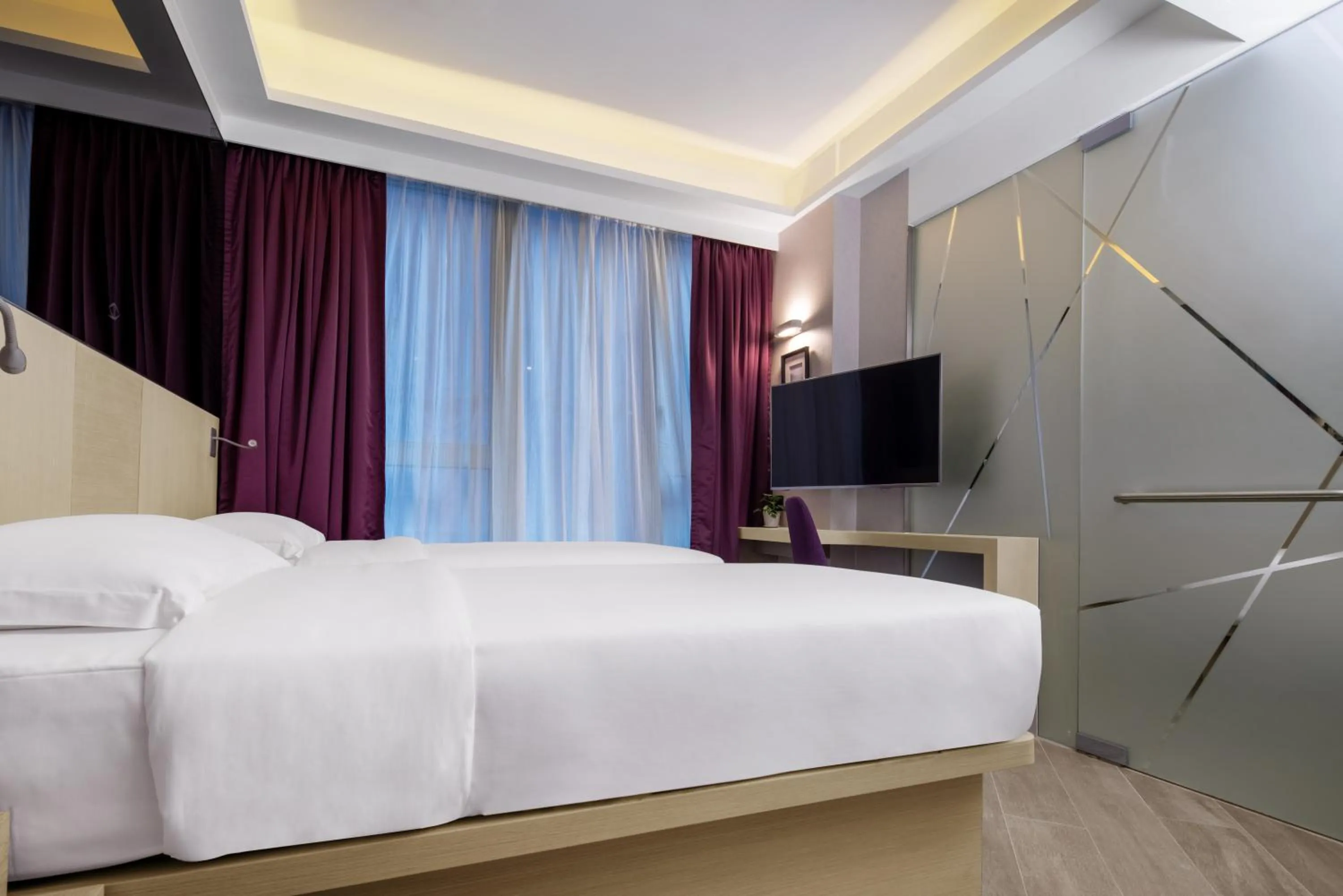 Bedroom, Bed in Starphire Hotel
