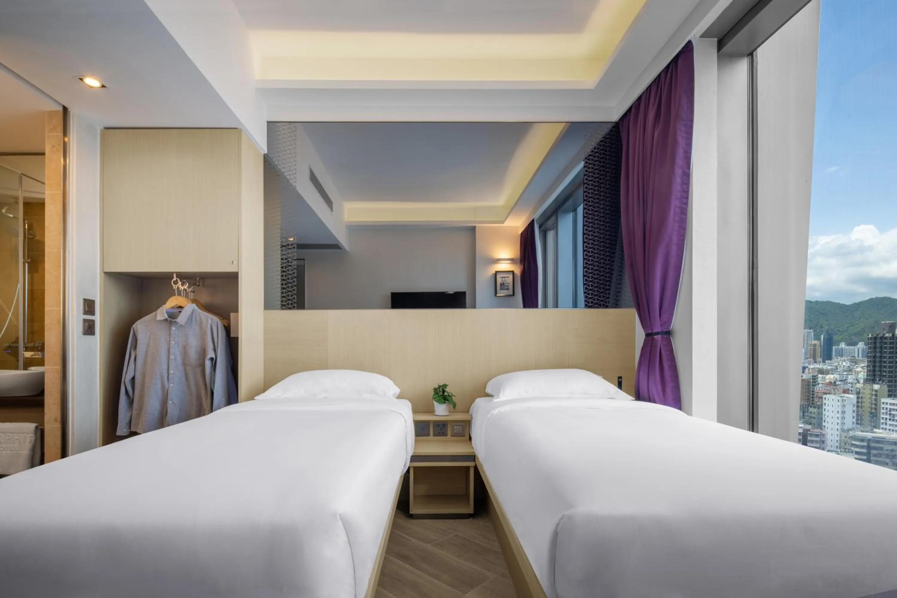 Bedroom, Bed in Starphire Hotel