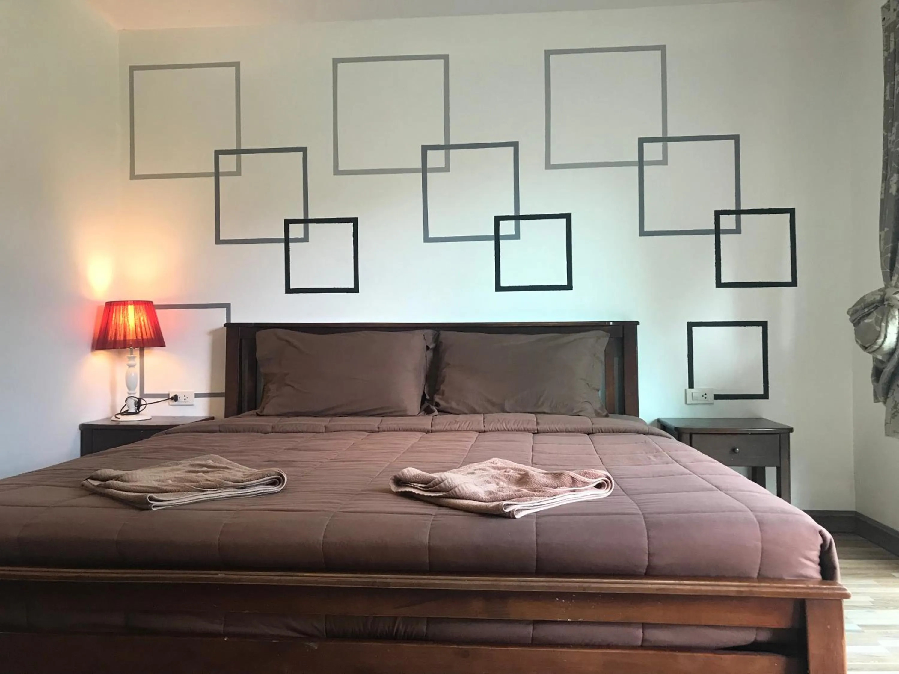 Bed in PP Midnight Hotel