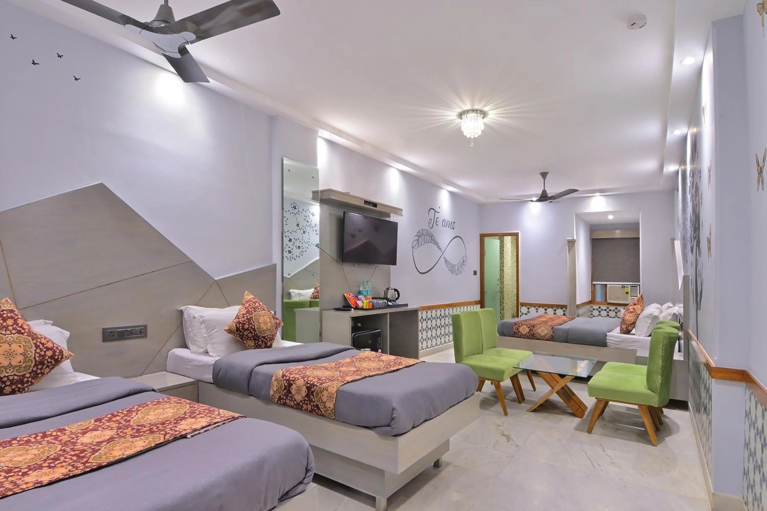 Seating area, Bed in Hotel Cottage Yes Please New Delhi