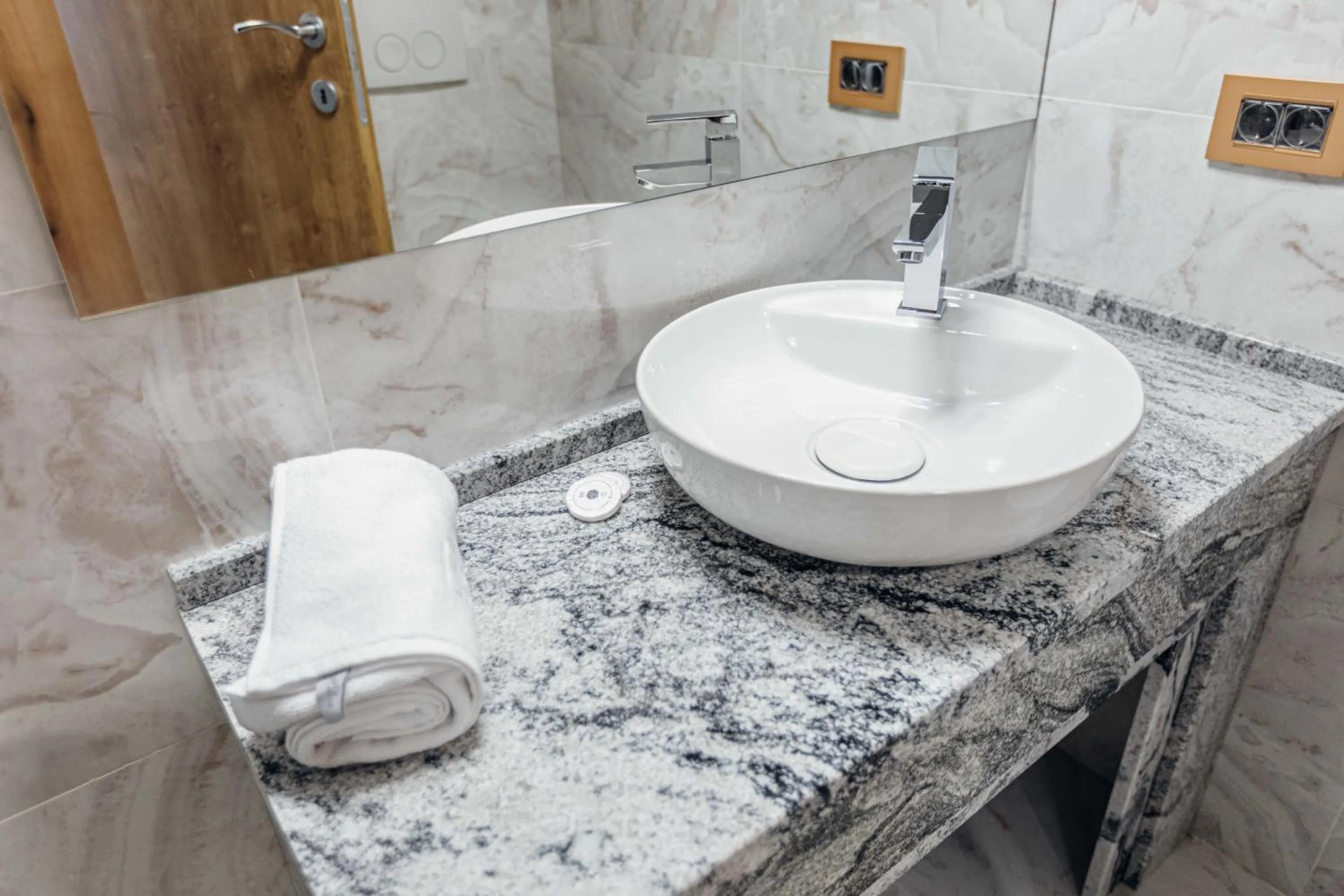 Bathroom in Hotel Livnica