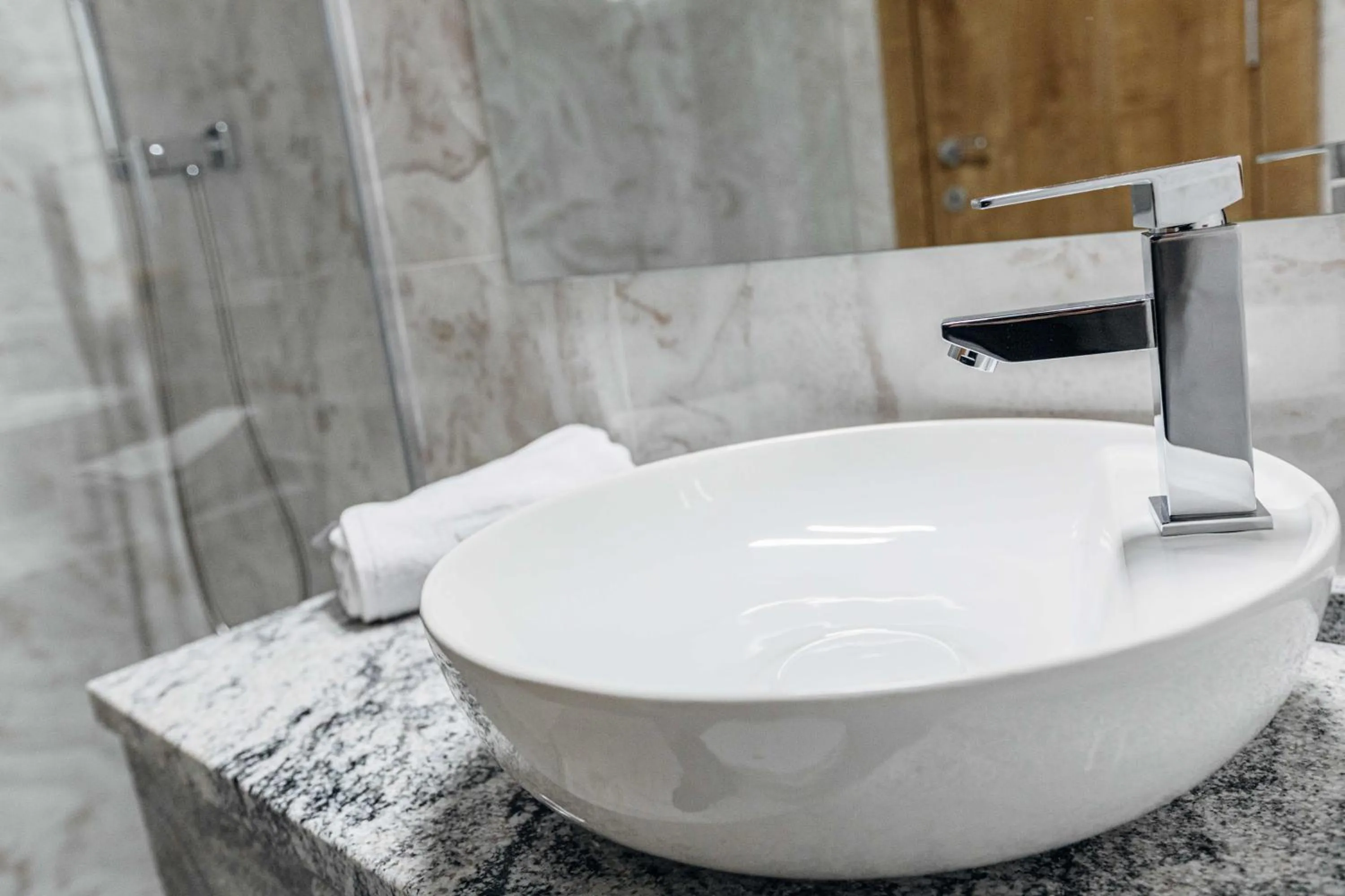 Bathroom in Hotel Livnica