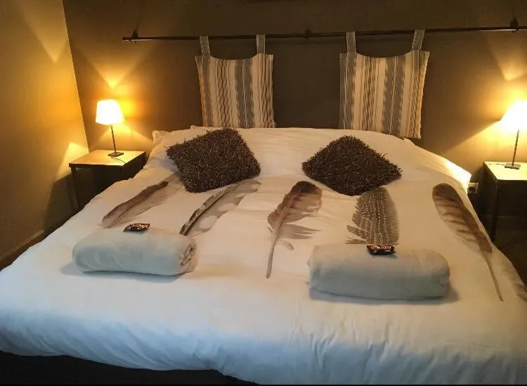 Bed in B&B De Pethaan