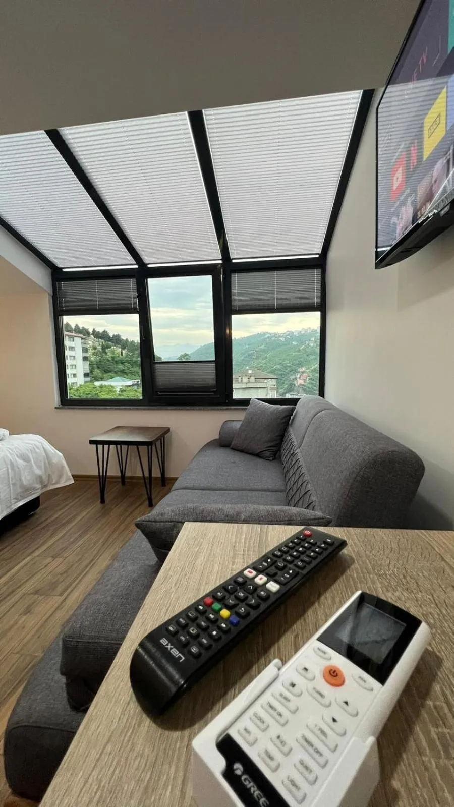 TV and multimedia, Bed in Melissa Suite