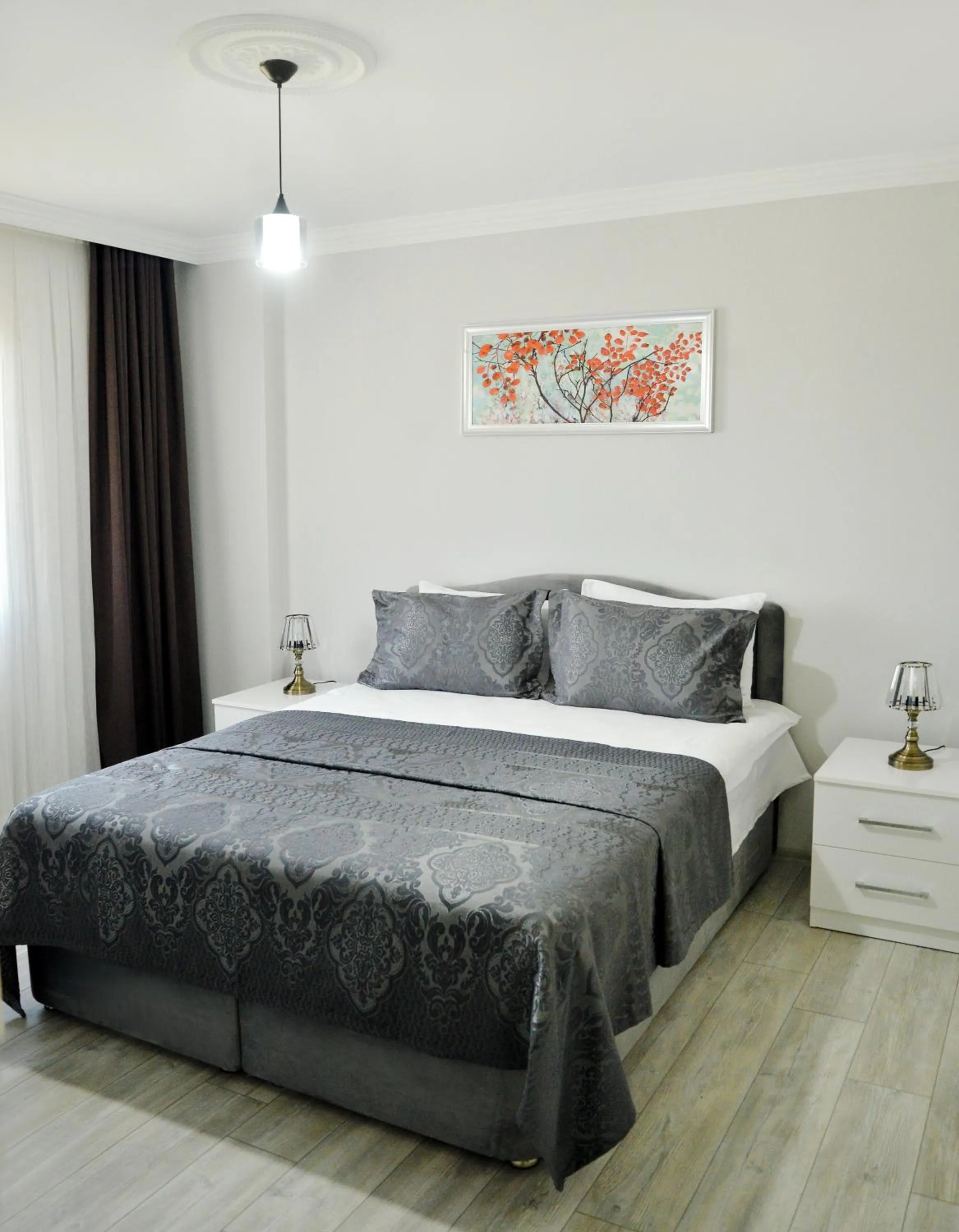 Bed in Melissa Suite