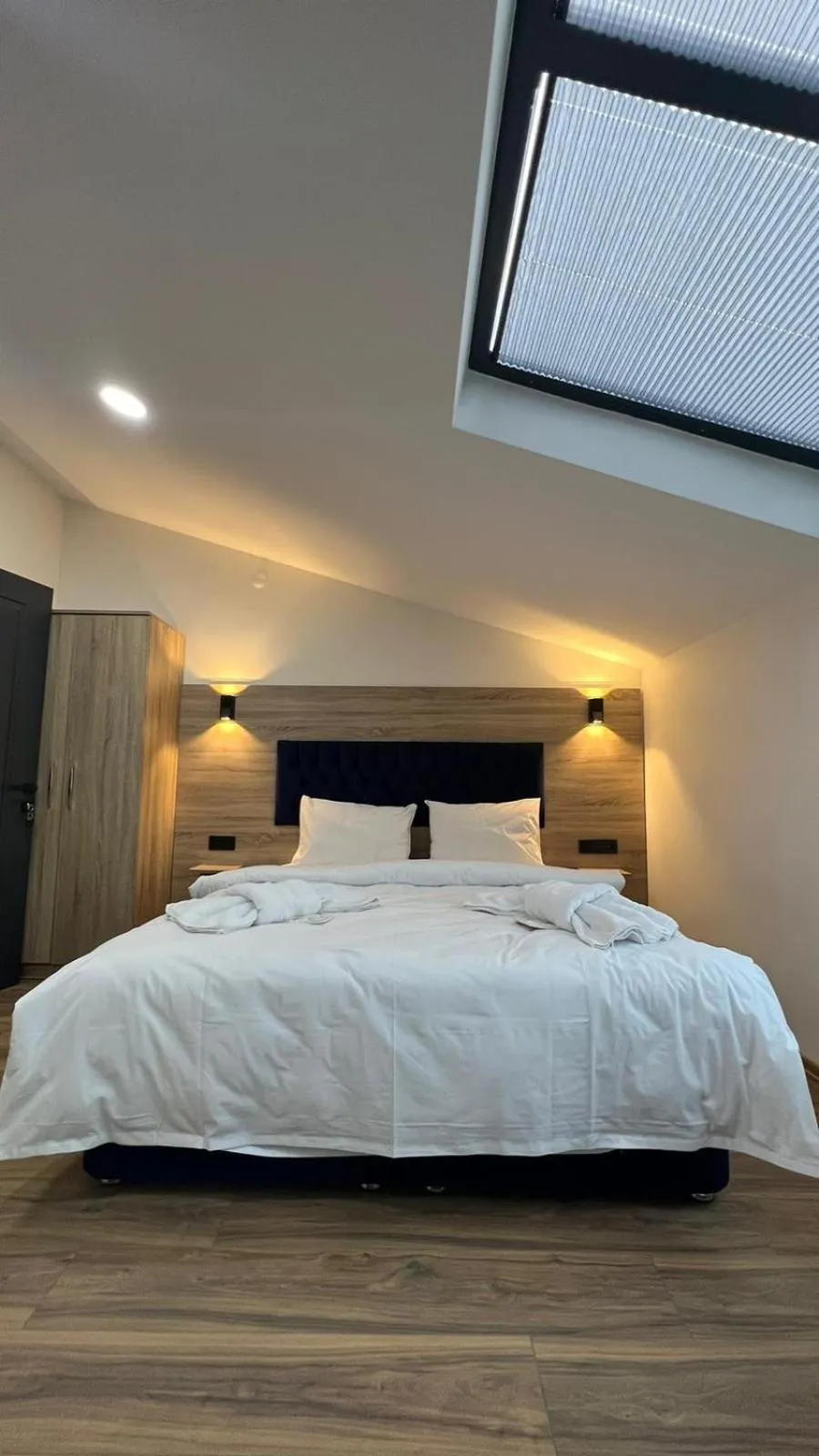 Bed in Melissa Suite