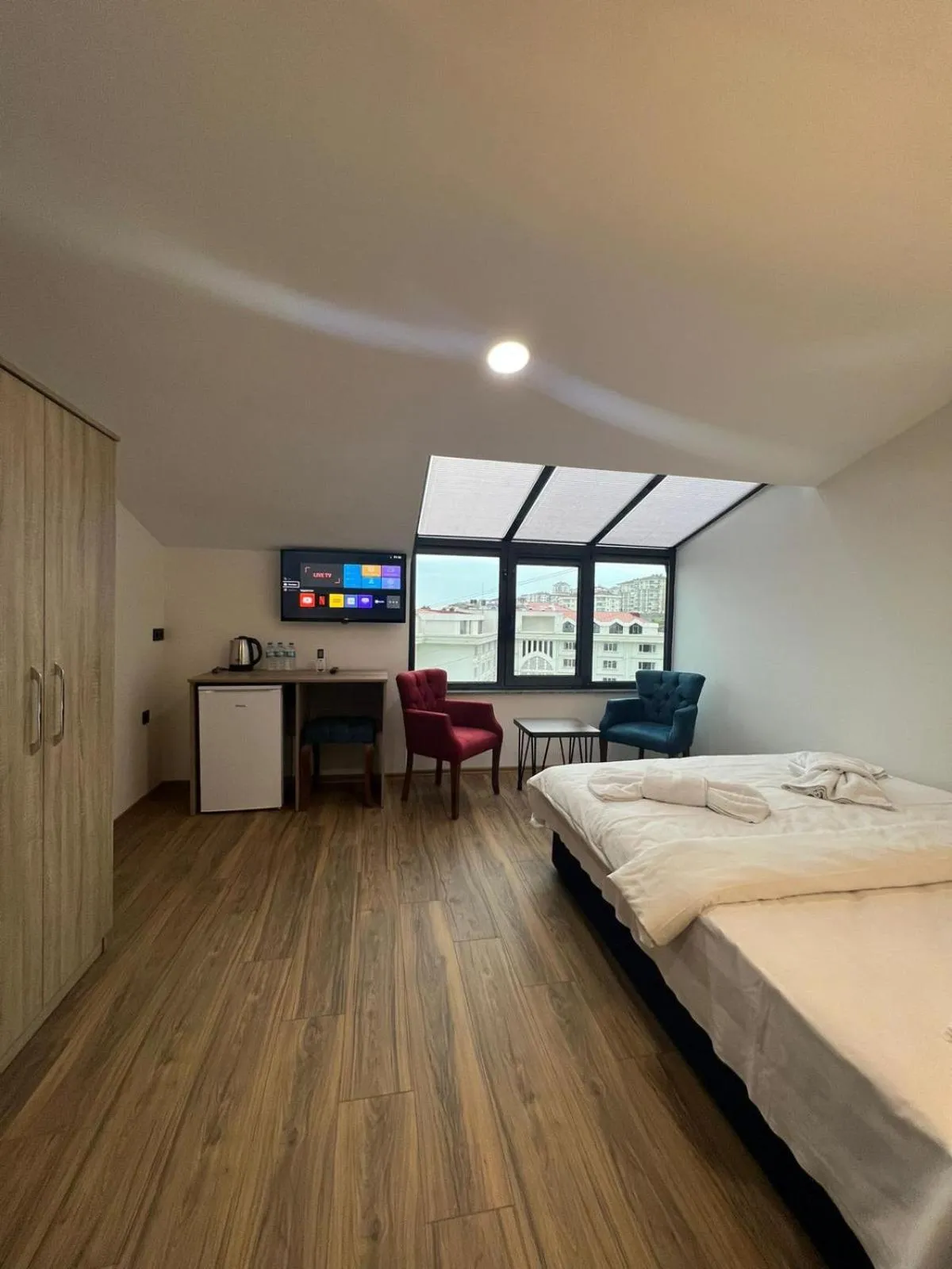 Bed in Melissa Suite