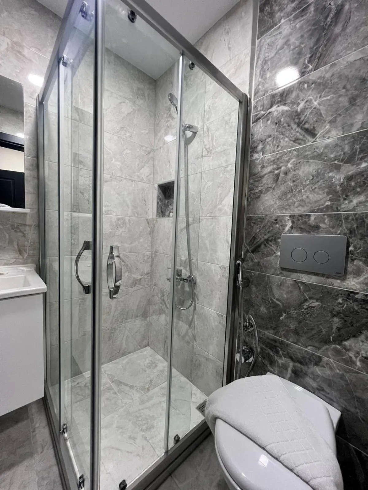 Shower in Melissa Suite