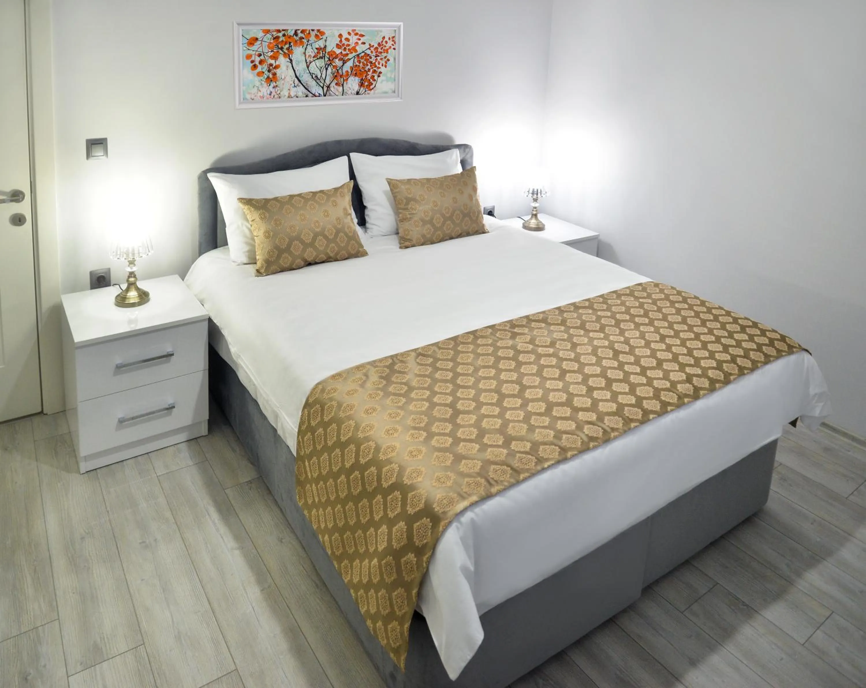 Bed in Melissa Suite