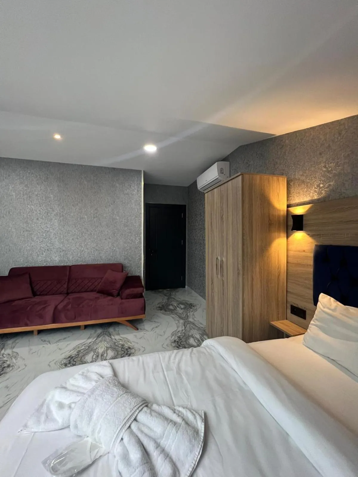 Bed in Melissa Suite