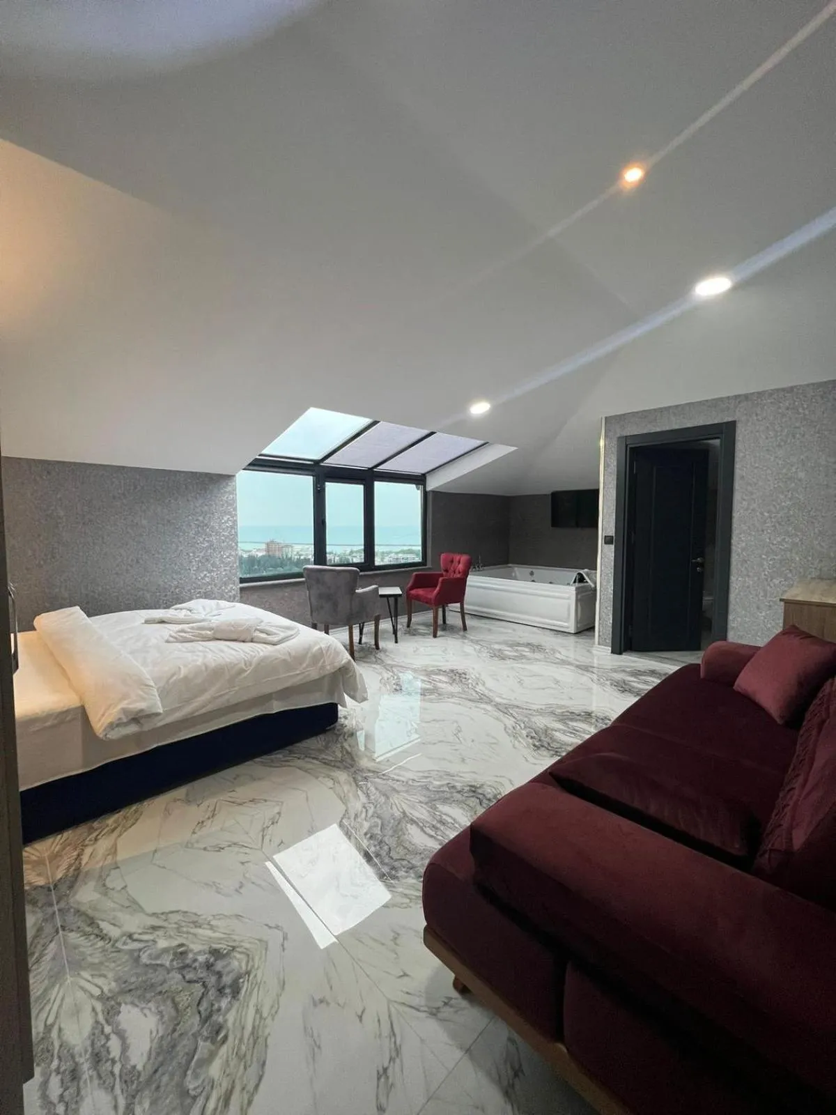 Bed in Melissa Suite