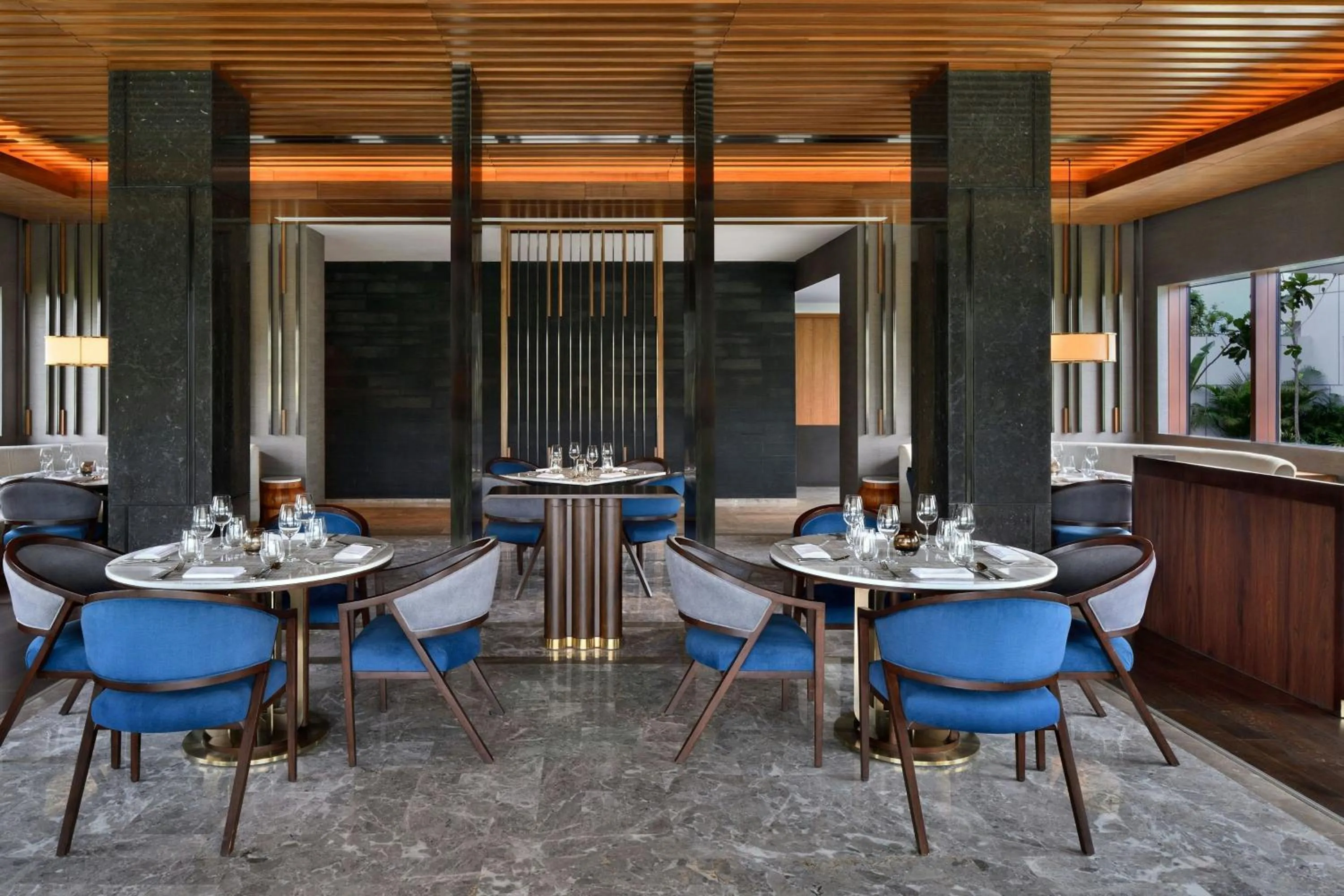 Restaurant/places to eat in JW Marriott Hotel Bengaluru Prestige Golfshire Resort & Spa