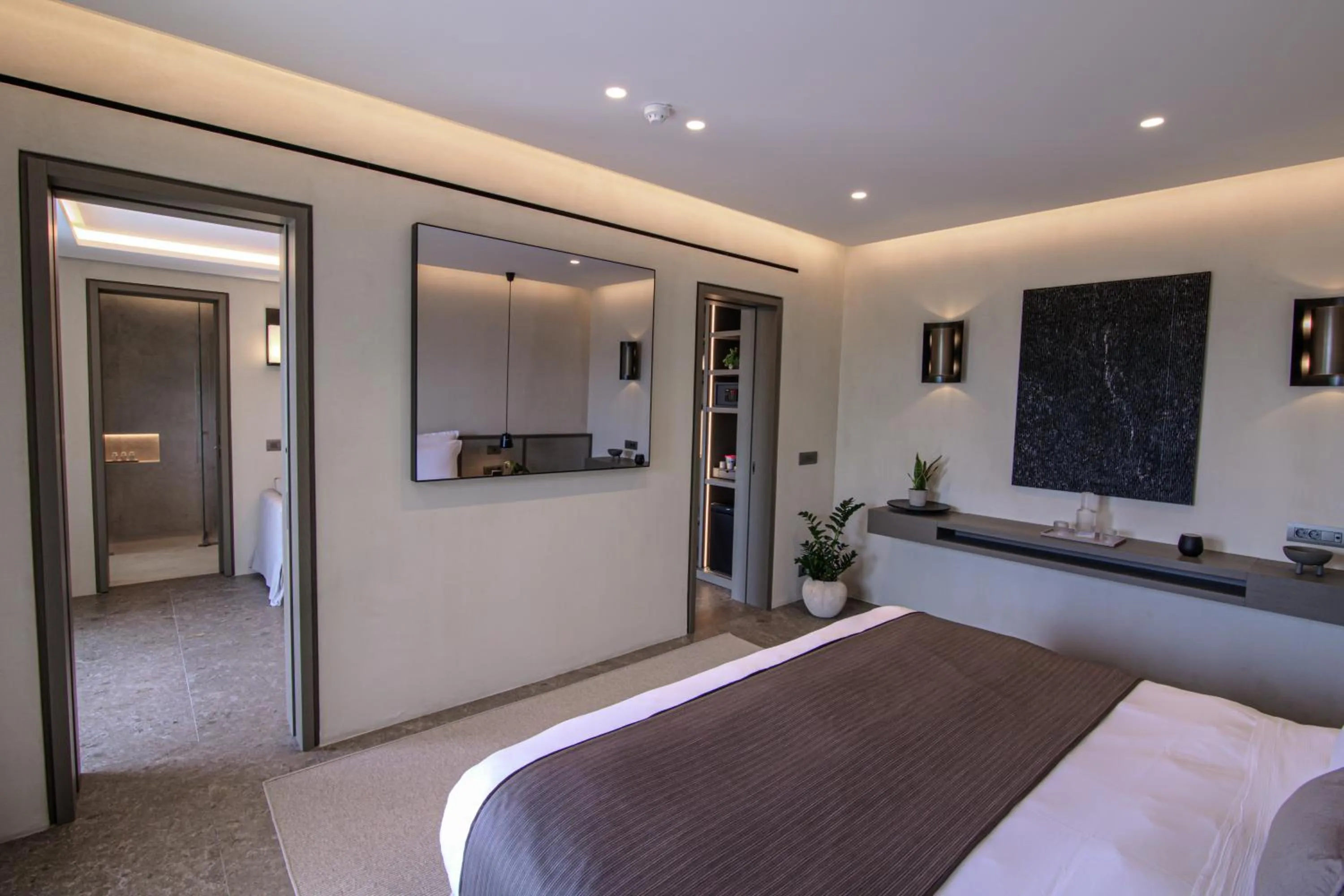 Bed in Noima Boutique Hotel Mykonos