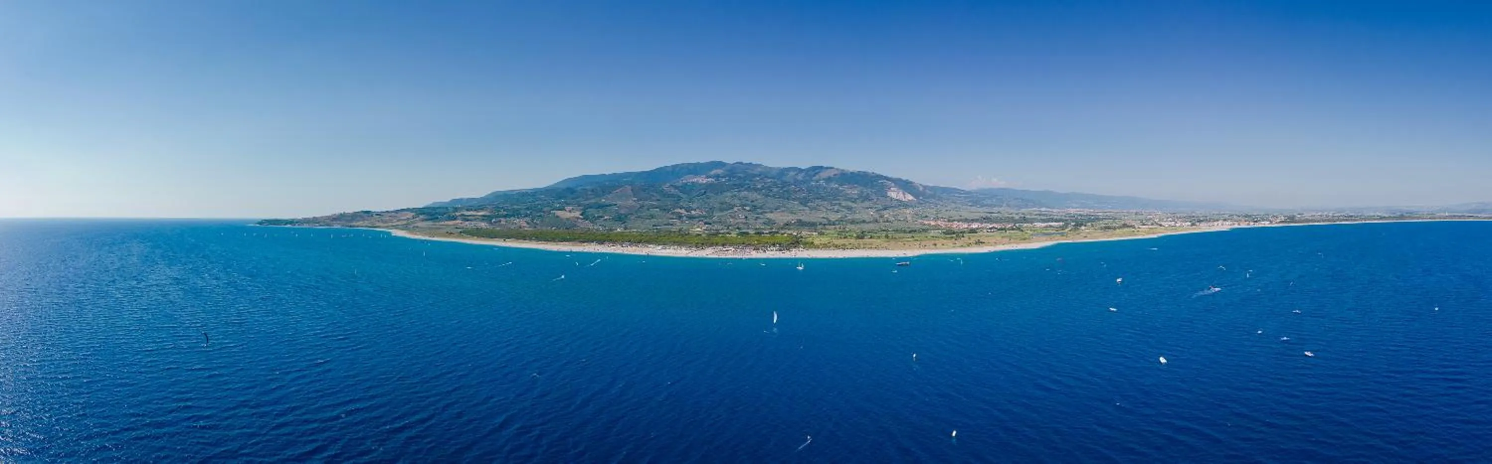 Natural landscape in Hang Loose Cottage Hotel & Resort 4 stelle Gizzeria Calabria