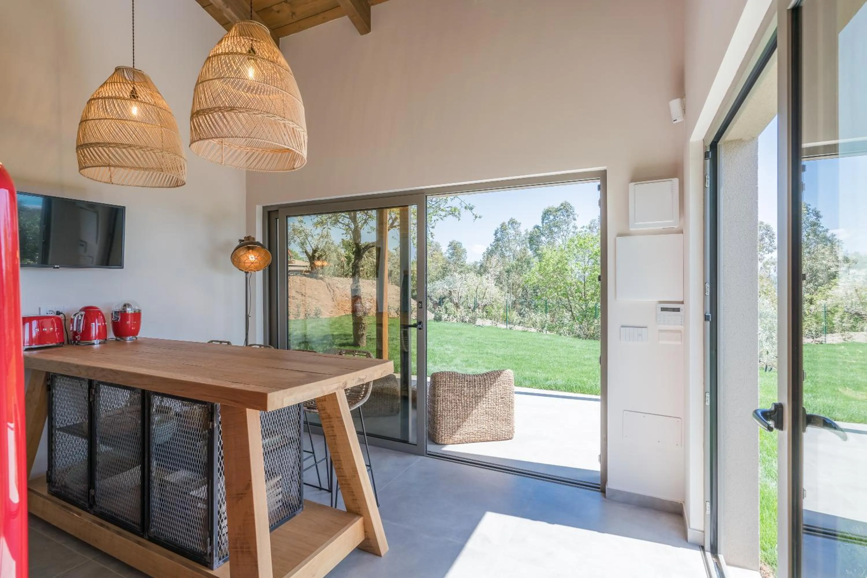 Patio in Hang Loose Cottage Hotel & Resort 4 stelle Gizzeria Calabria