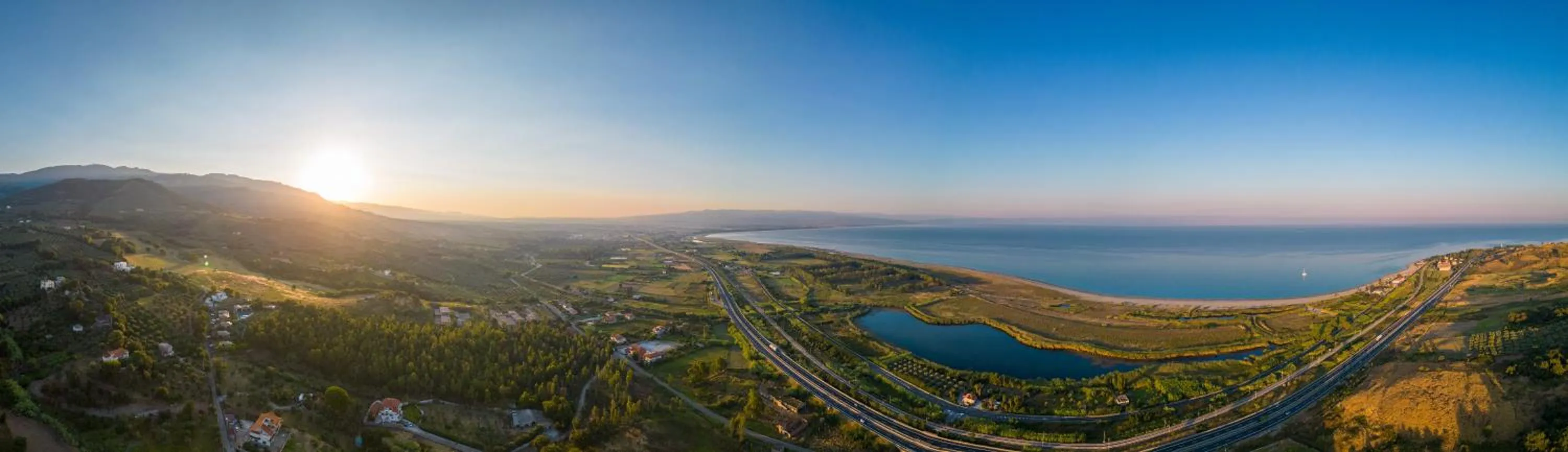 Natural landscape in Hang Loose Cottage Hotel & Resort 4 stelle Gizzeria Calabria