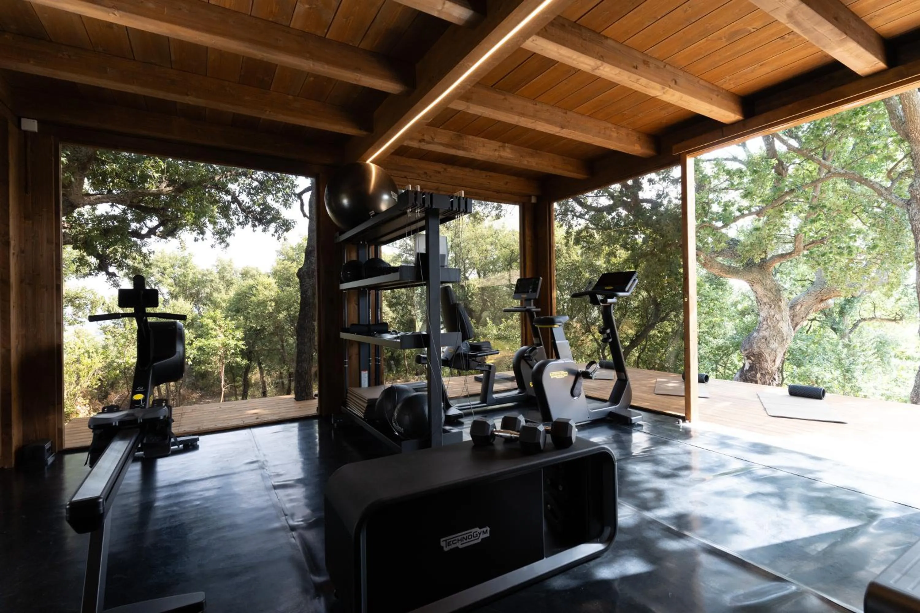 Fitness centre/facilities in Hang Loose Cottage Hotel & Resort 4 stelle Gizzeria Calabria