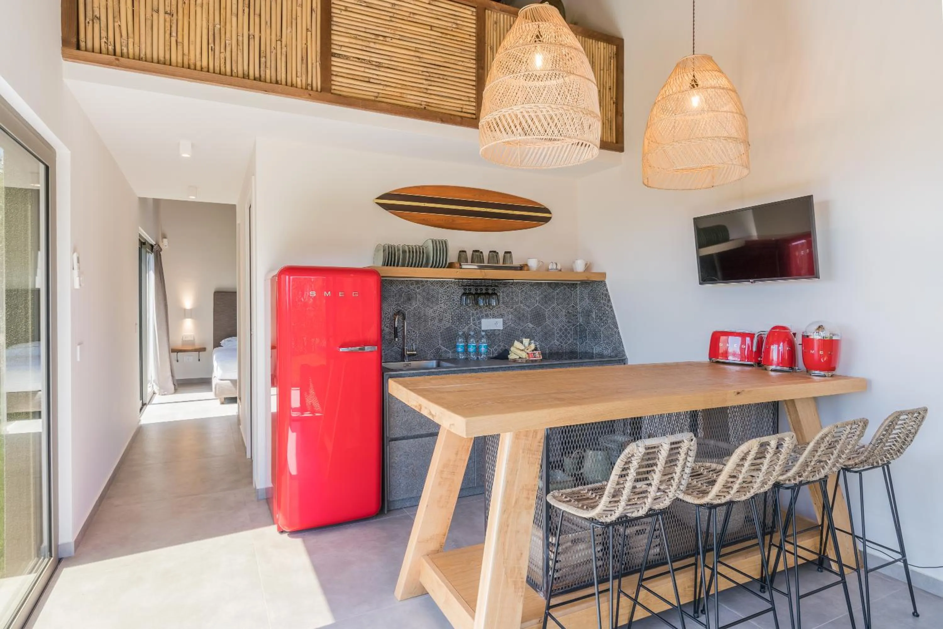 Kitchen or kitchenette in Hang Loose Cottage Hotel & Resort 4 stelle Gizzeria Calabria