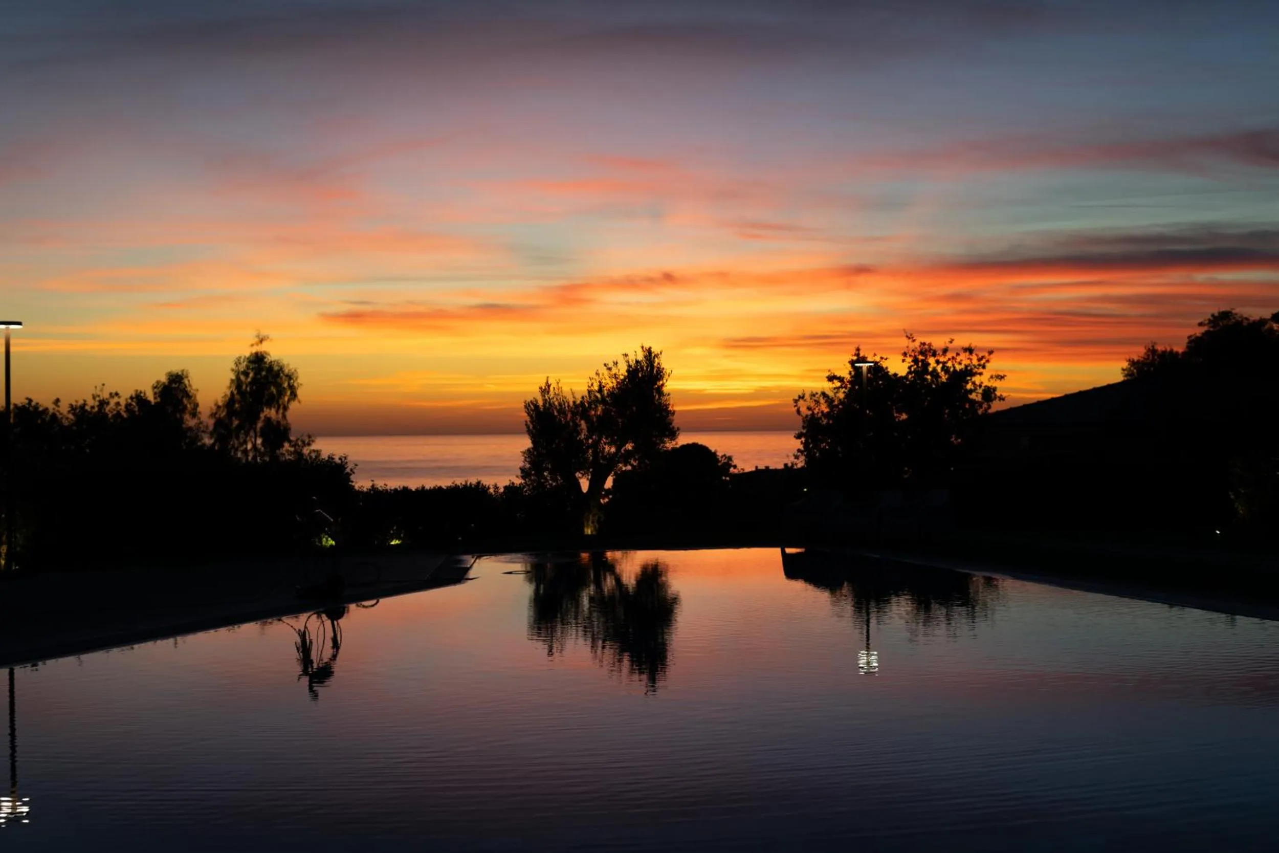 Swimming pool in Hang Loose Cottage Hotel & Resort 4 stelle Gizzeria Calabria