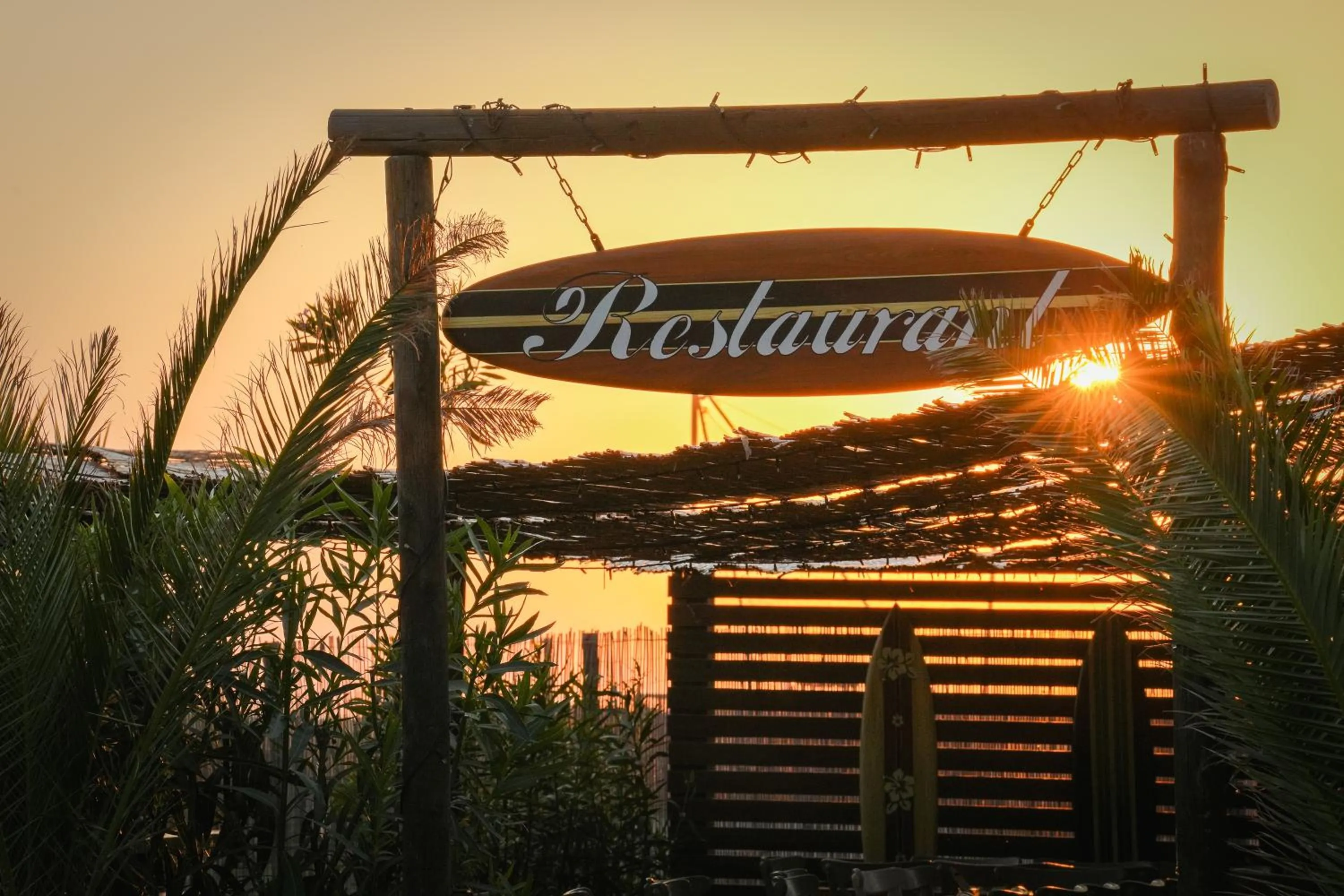 Restaurant/places to eat in Hang Loose Cottage Hotel & Resort 4 stelle Gizzeria Calabria