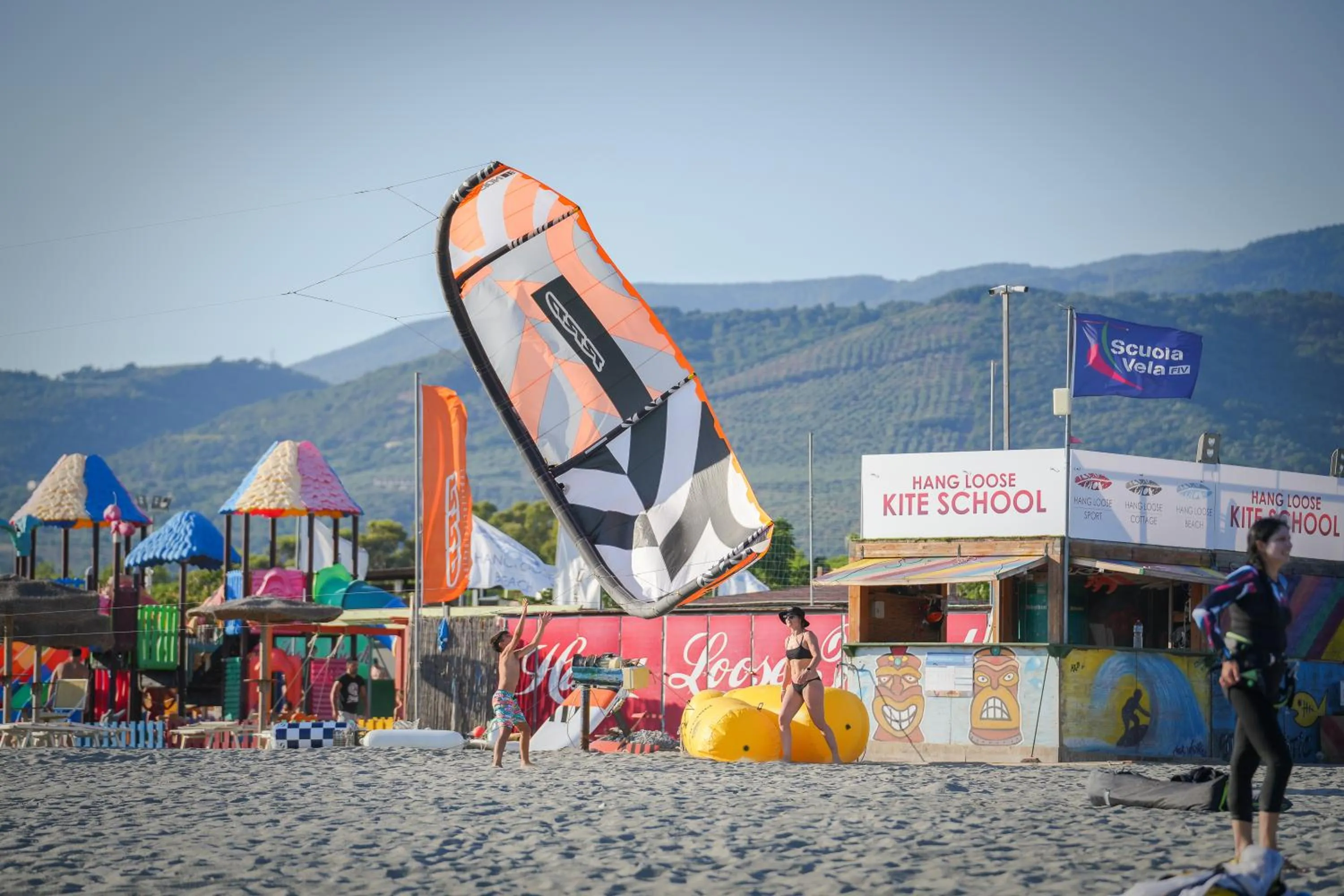 Beach in Hang Loose Cottage Hotel & Resort 4 stelle Gizzeria Calabria