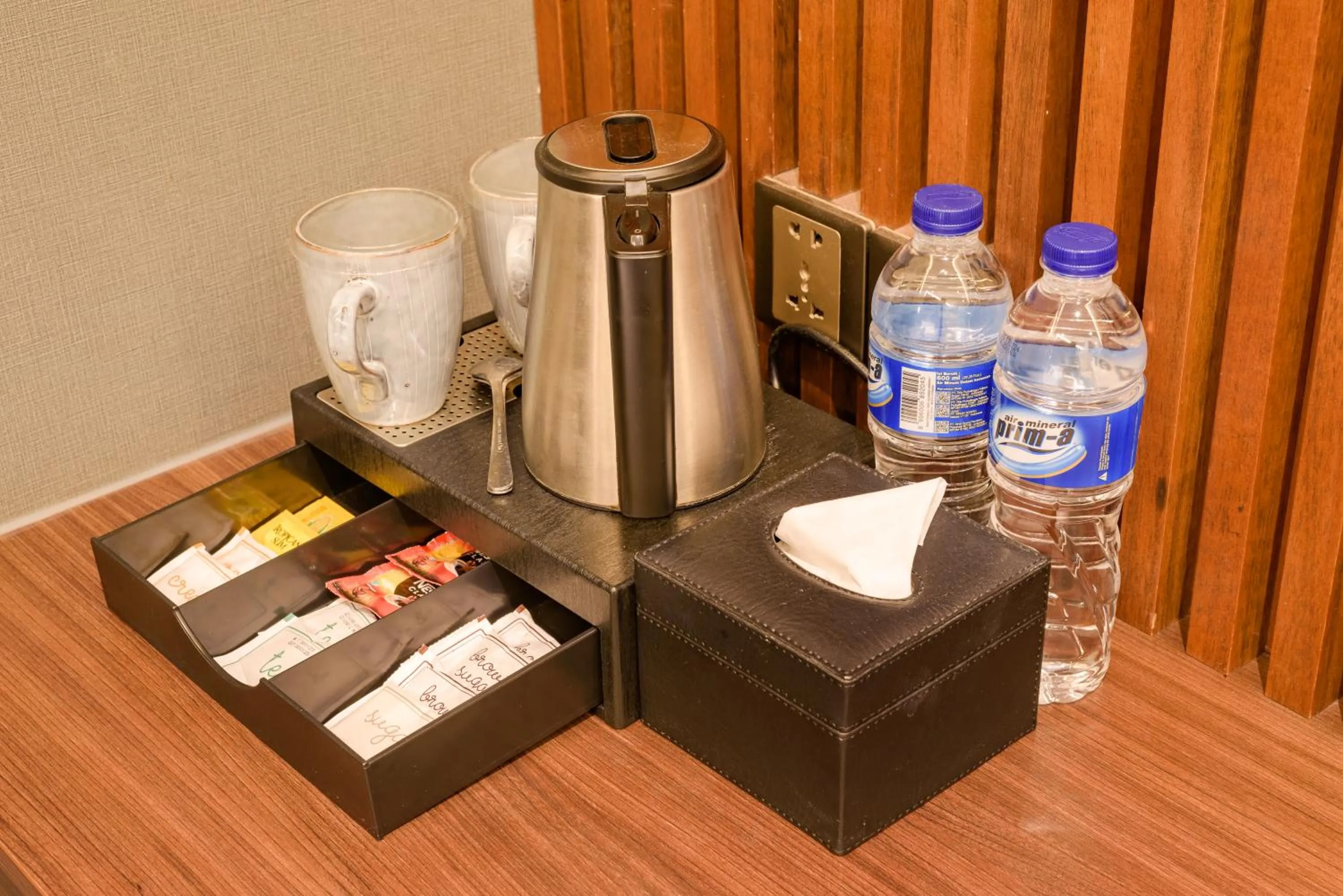 Coffee/tea facilities in Ashley Tanah Abang