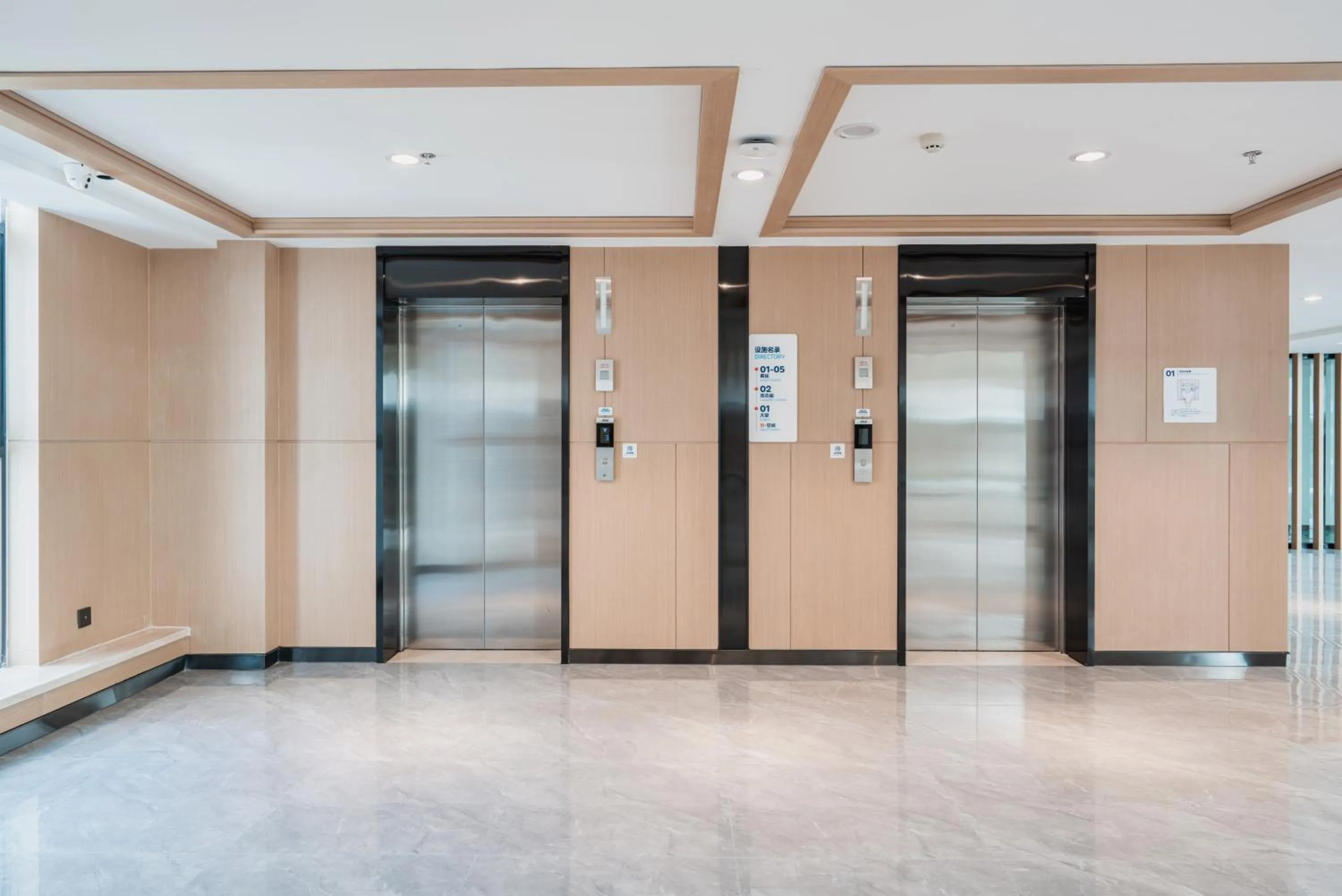 Lobby or reception in Holiday Inn Express Linzhi Airport by IHG