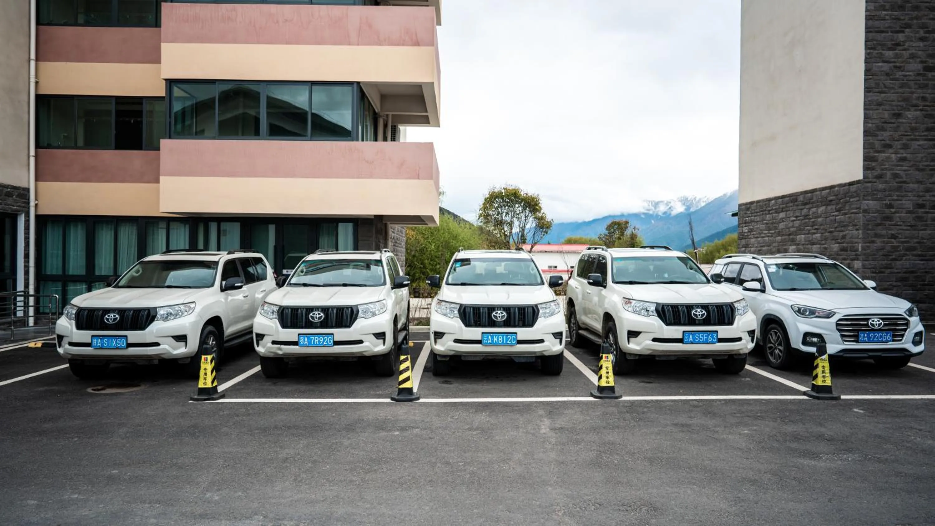 Holiday Inn Express Linzhi Airport by IHG