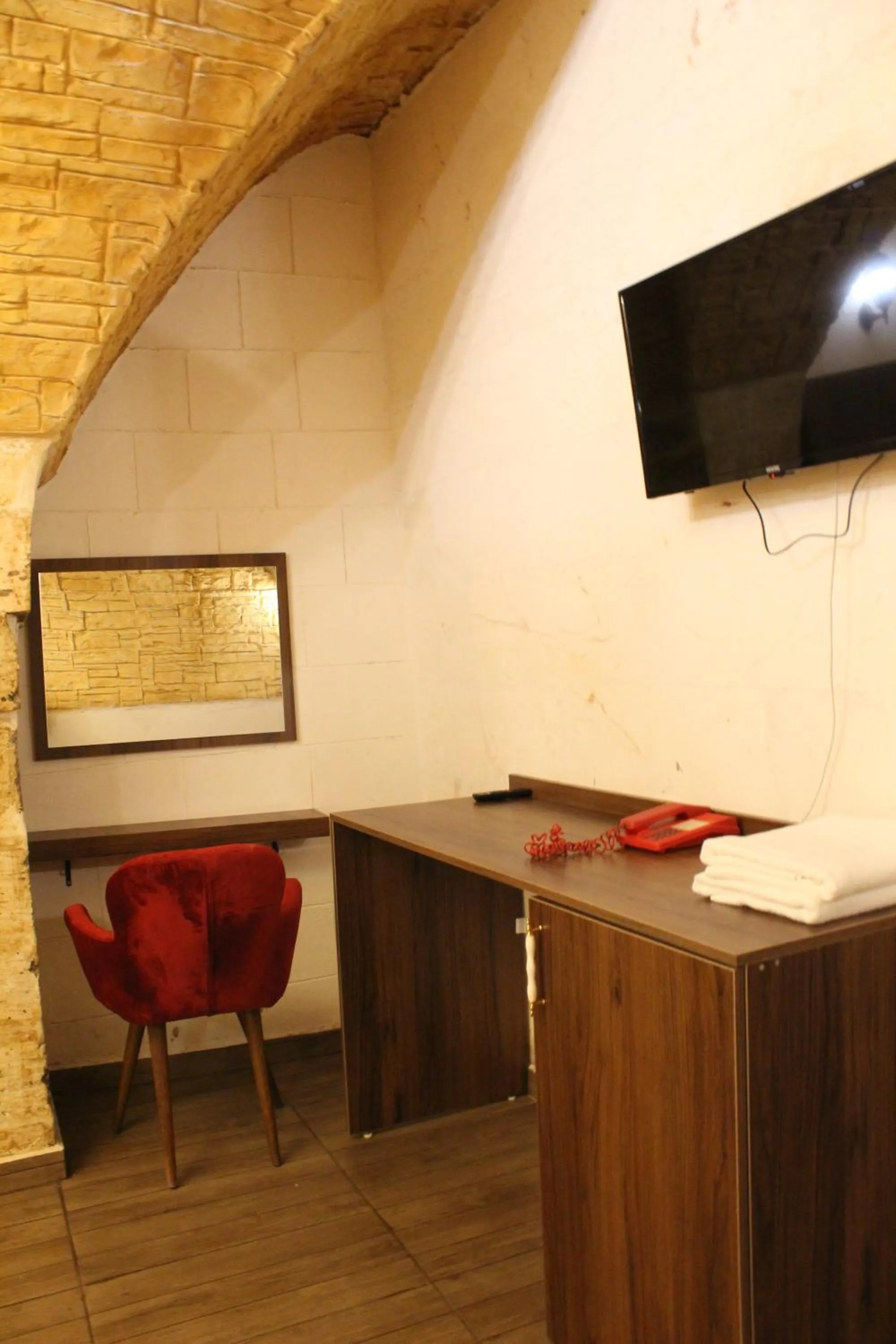 Communal lounge/ TV room in Grand Babil Otel