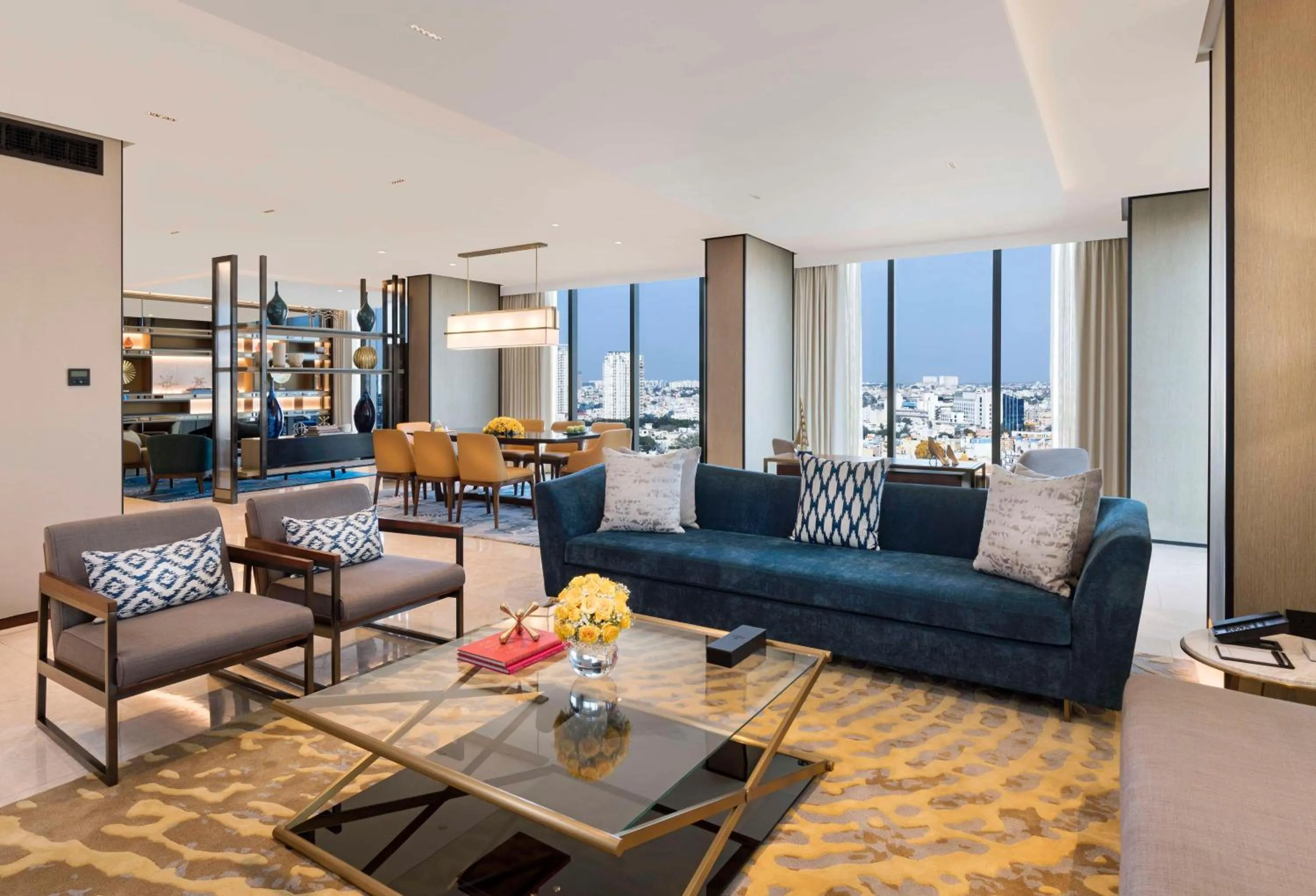 Living room in Hilton Bengaluru Embassy Manyata Business Park