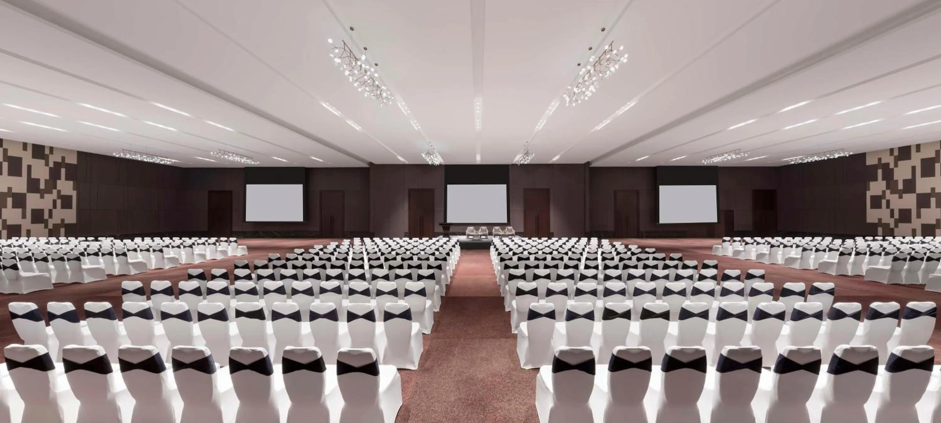 Meeting/conference room in Hilton Bengaluru Embassy Manyata Business Park