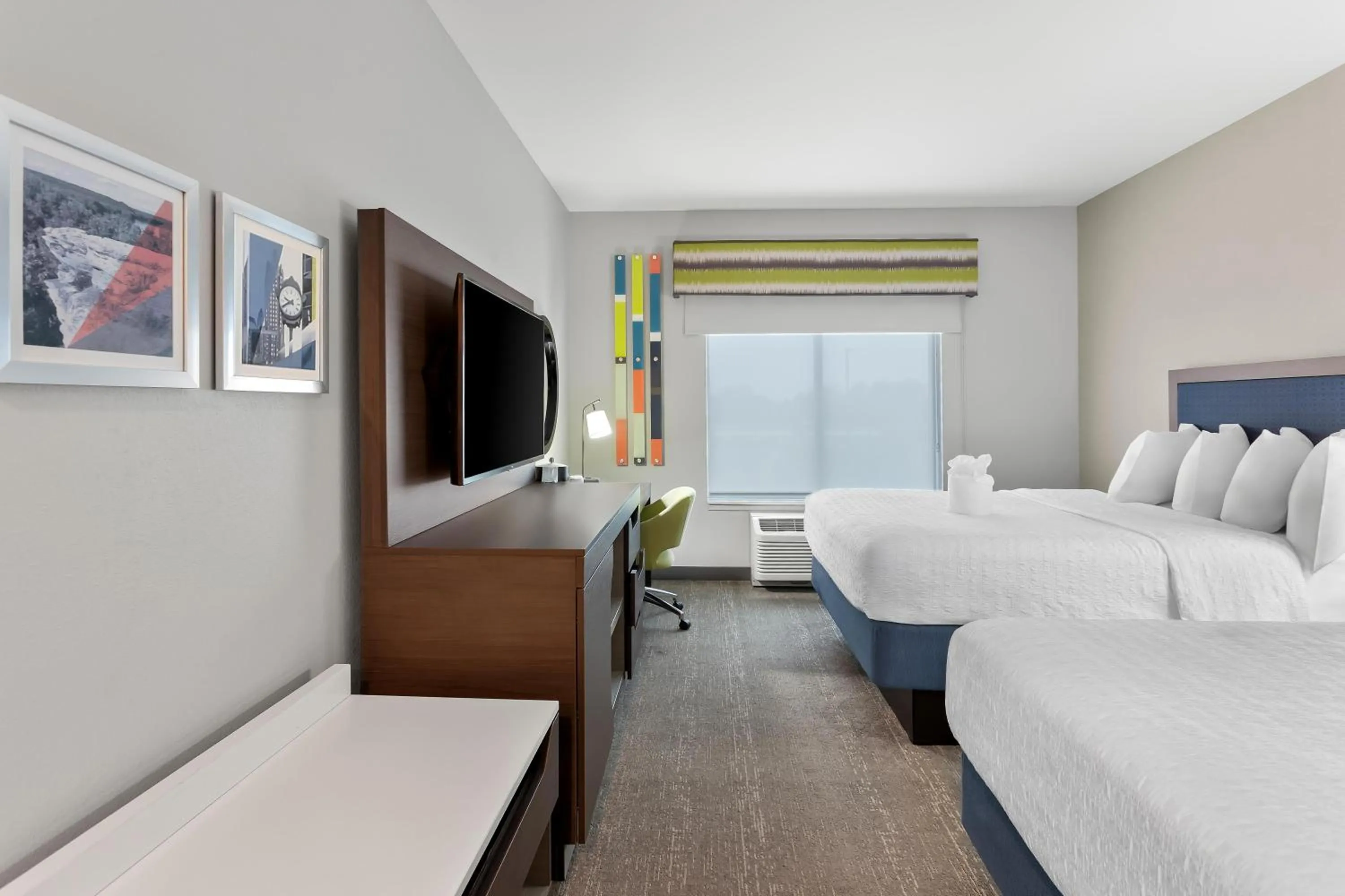Bed in Hampton Inn By Hilton Huntley Chicago