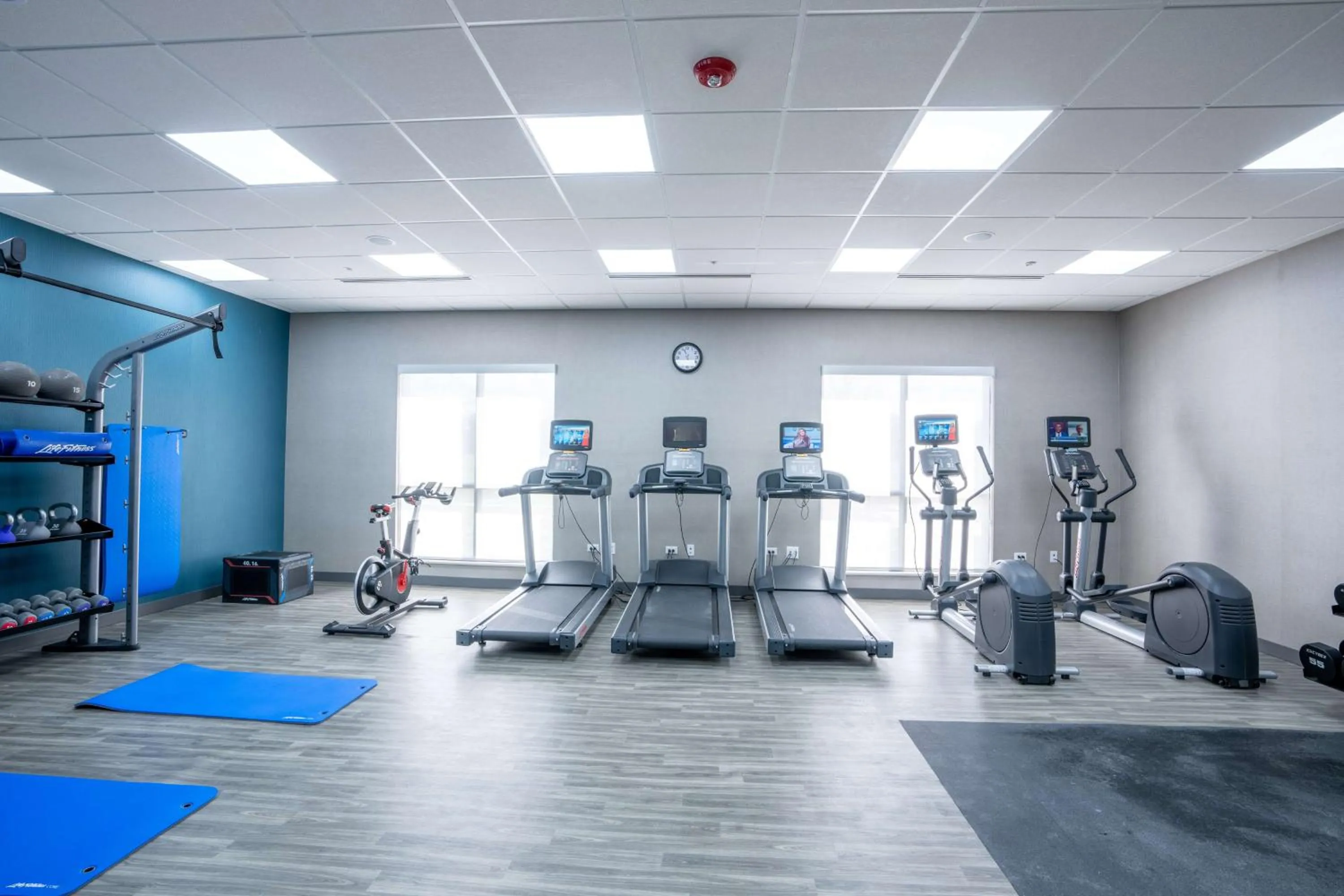 Fitness centre/facilities in Hampton Inn By Hilton Huntley Chicago