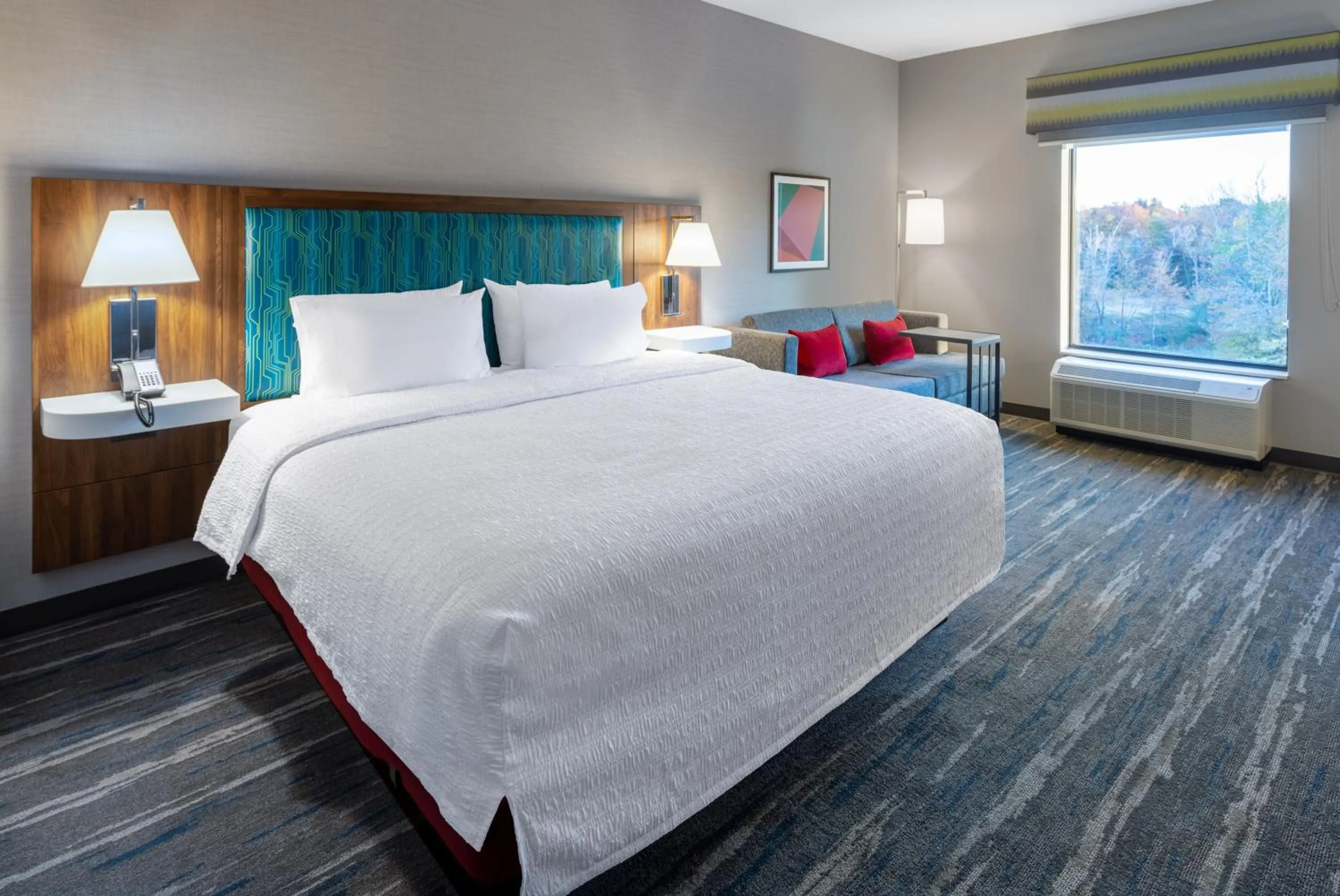 Photo of the whole room, Bed in Hampton Inn Monticello, Ny