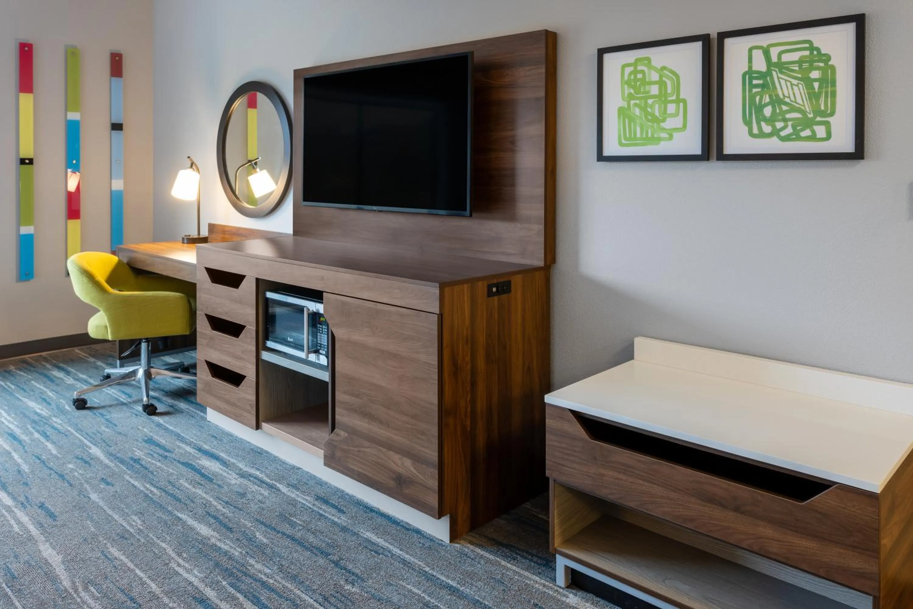 hair dresser in Hampton Inn Monticello, Ny