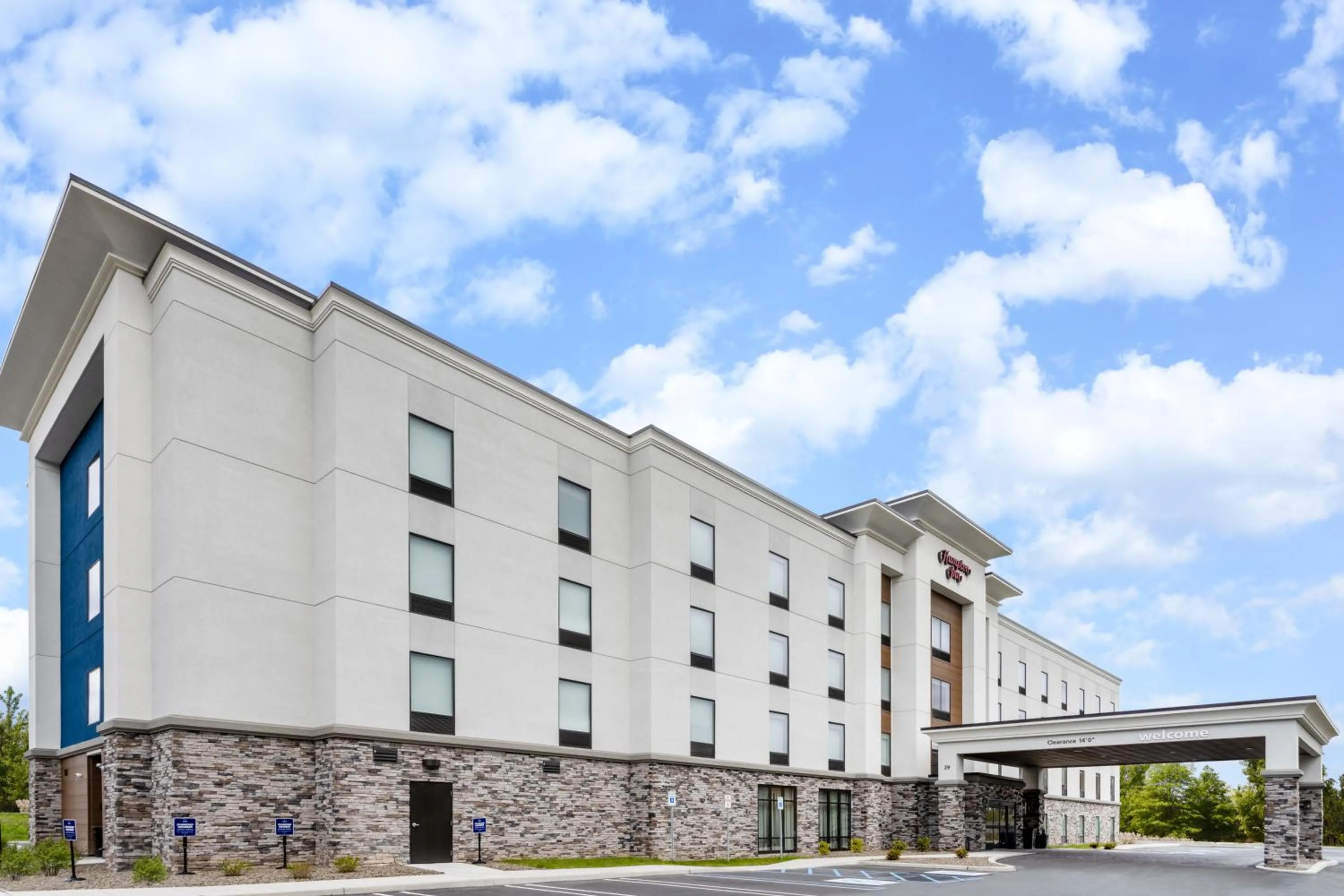 Property building in Hampton Inn Monticello, Ny
