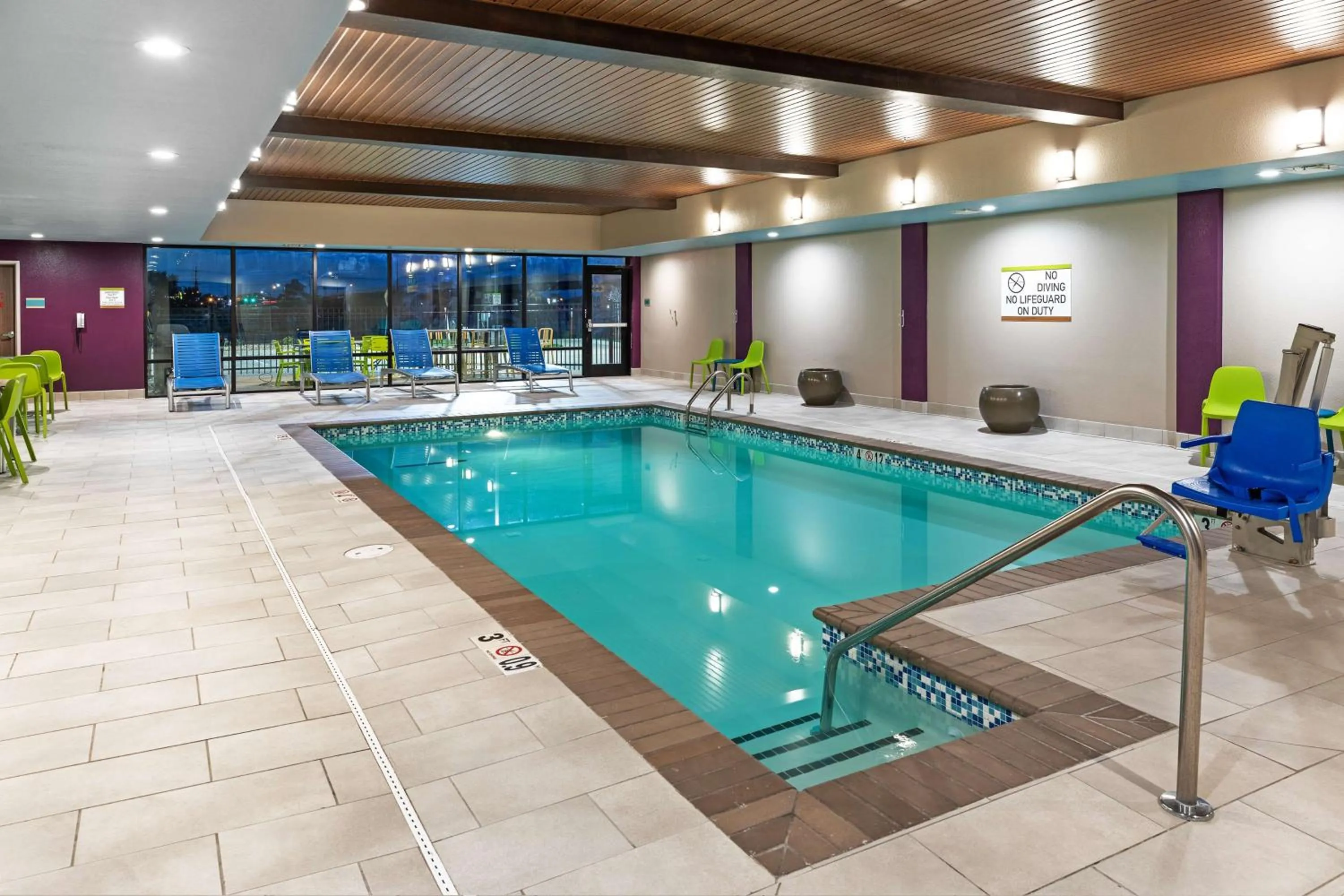 Pool view in Home2 Suites By Hilton Weatherford