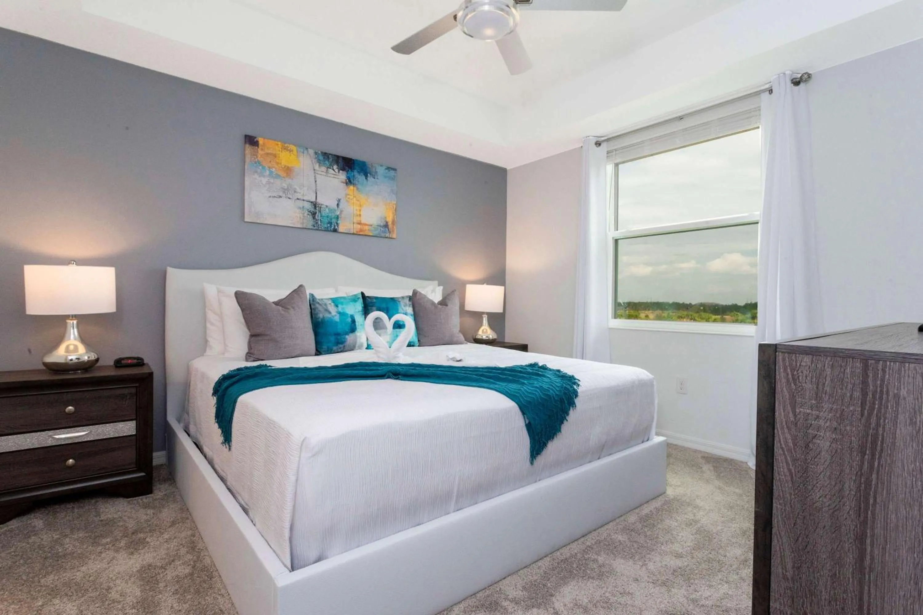 Bed in Gorgeous 2 Bedroom Apartment Close to Disney 305 31911