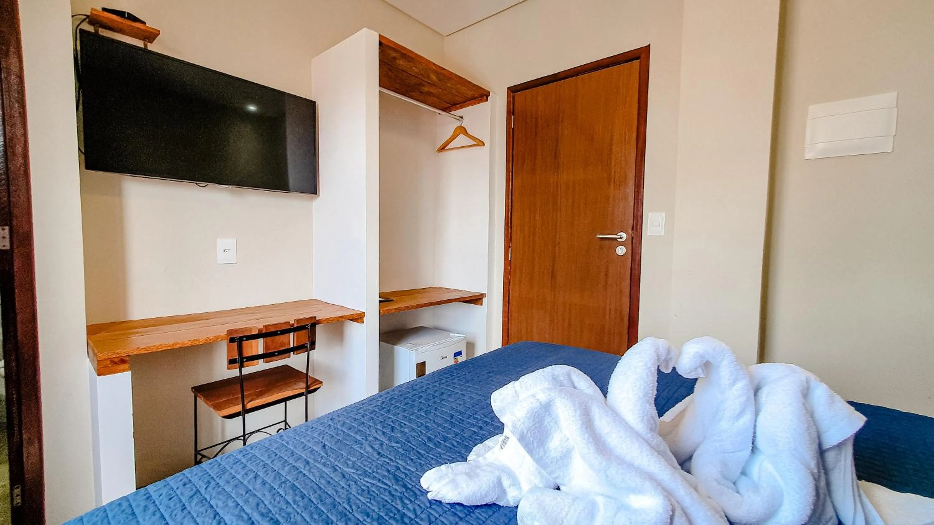 TV and multimedia, Bed in Pousada Sete Mares