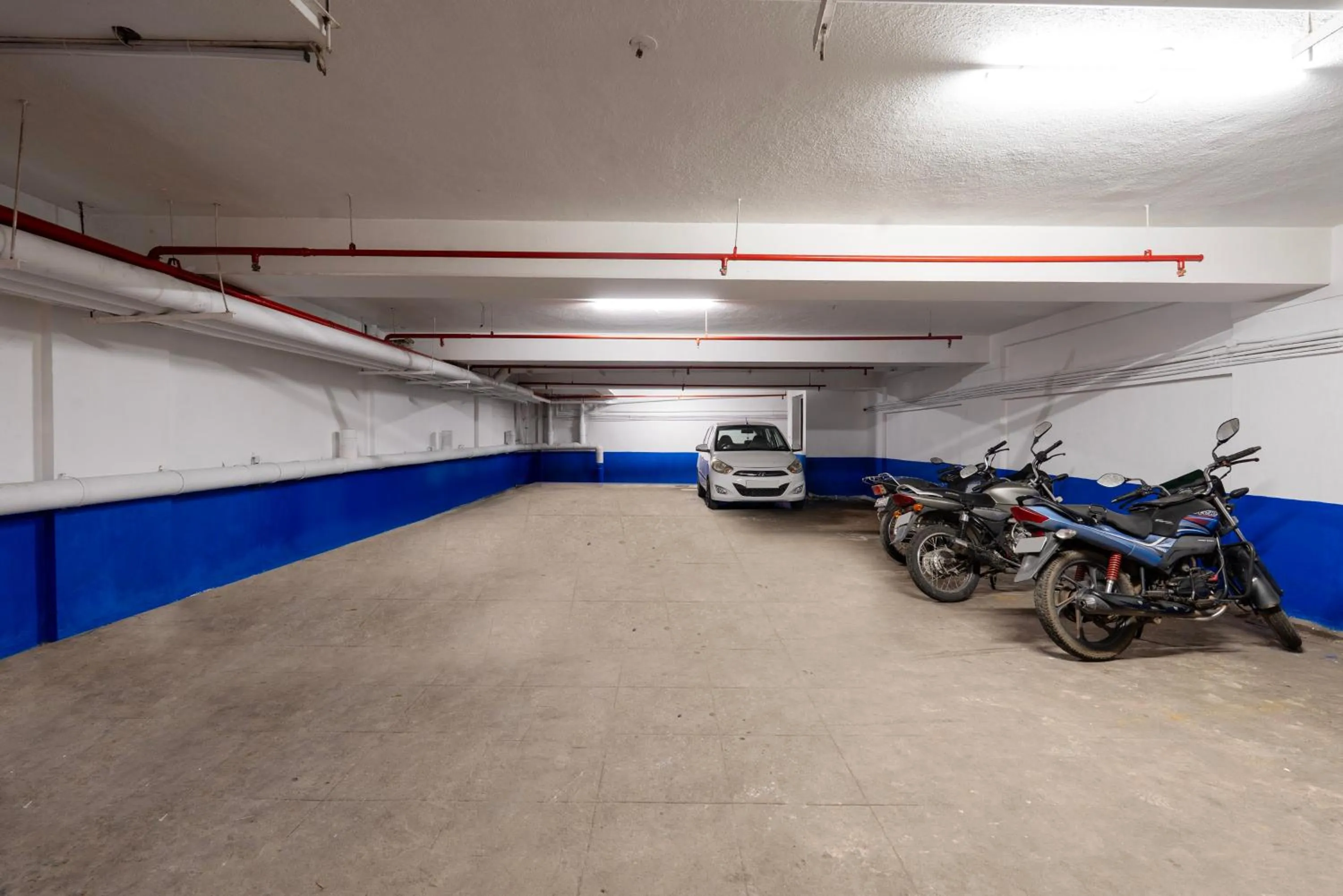 Parking in Treebo Seasons - Heritage Town Pondicherry