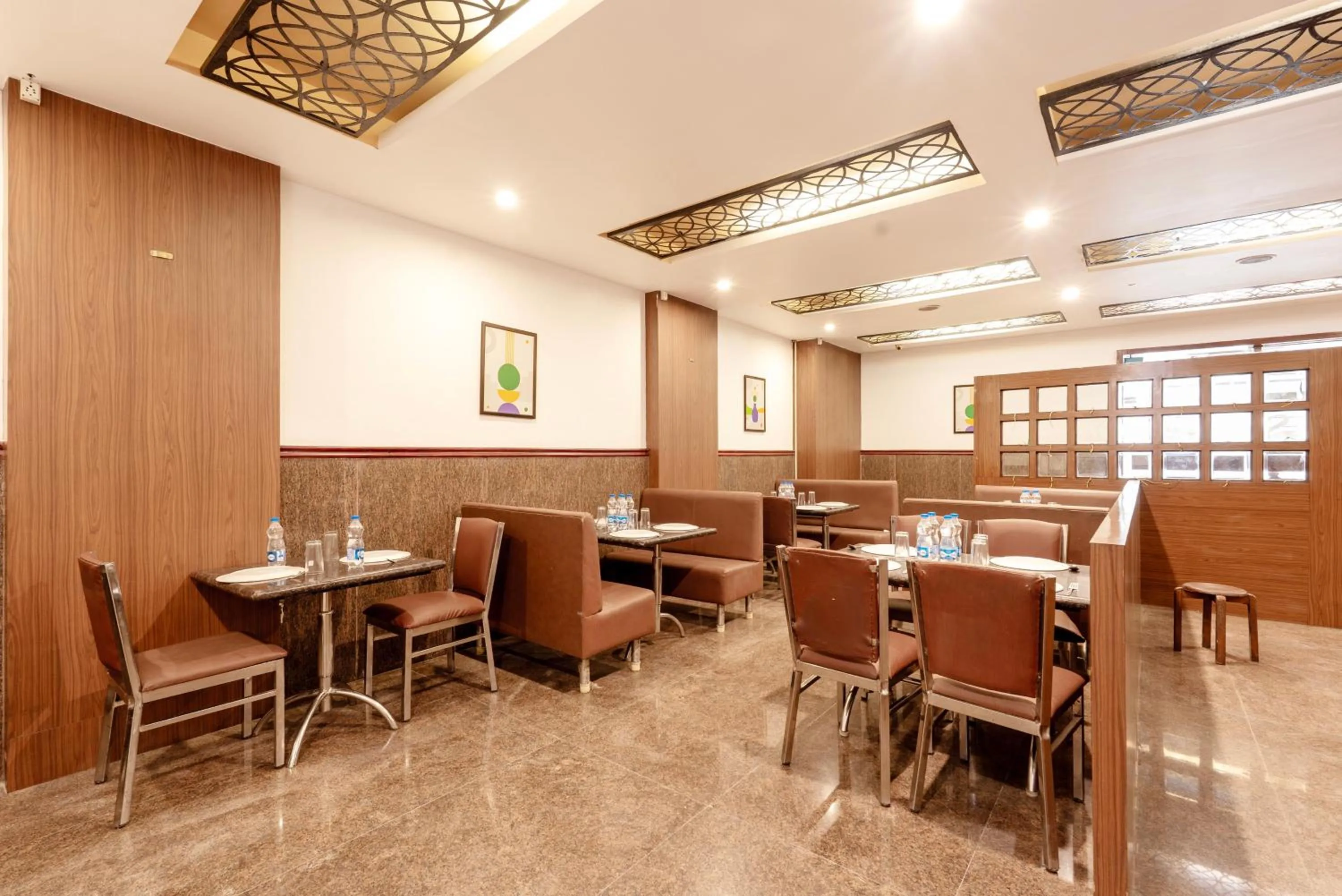 Dining area in Treebo Seasons - Heritage Town Pondicherry