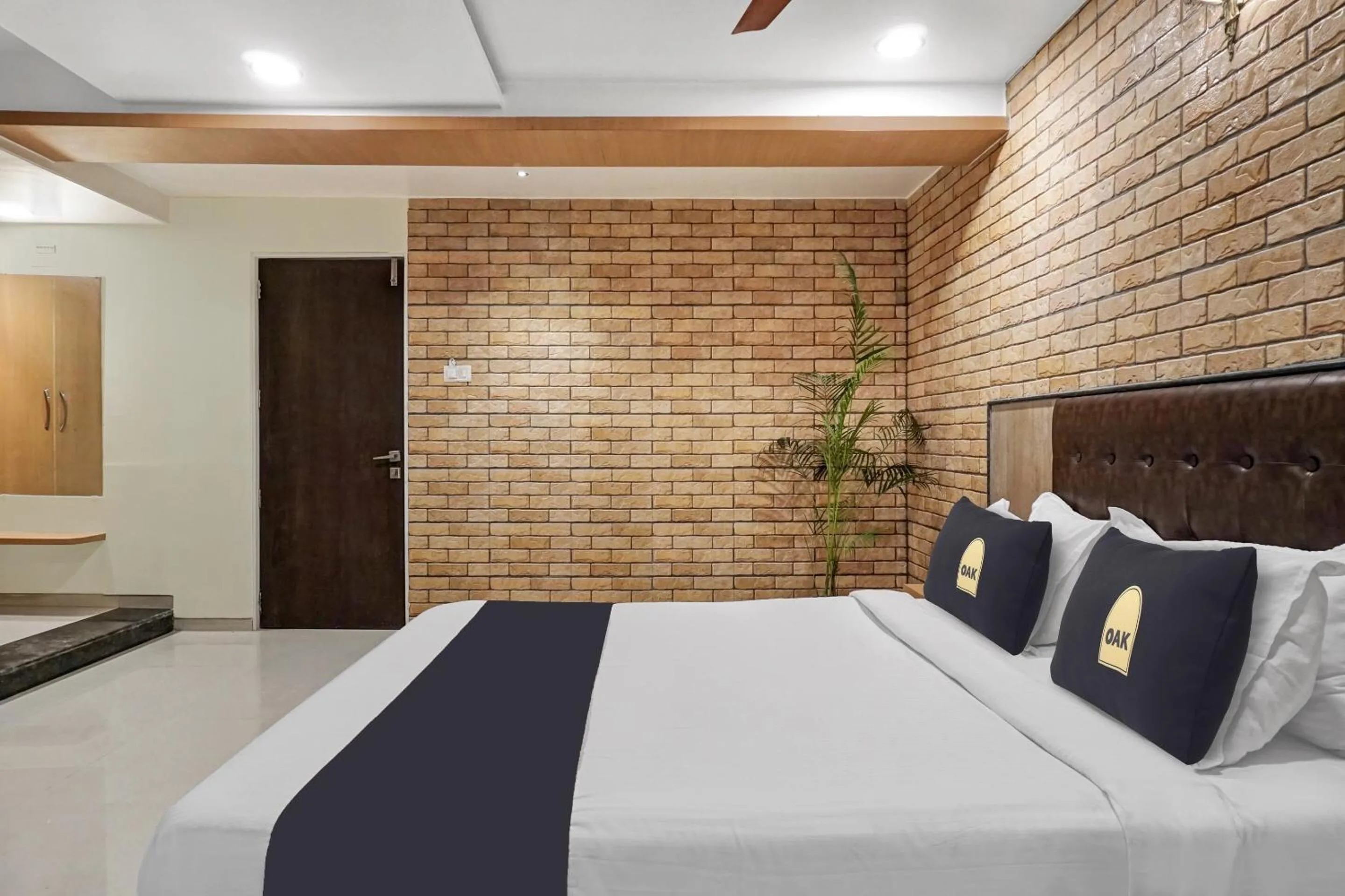 Bedroom, Bed in Townhouse OAK Gharonda Residency Near Sant Tukaram Nagar Metro Station