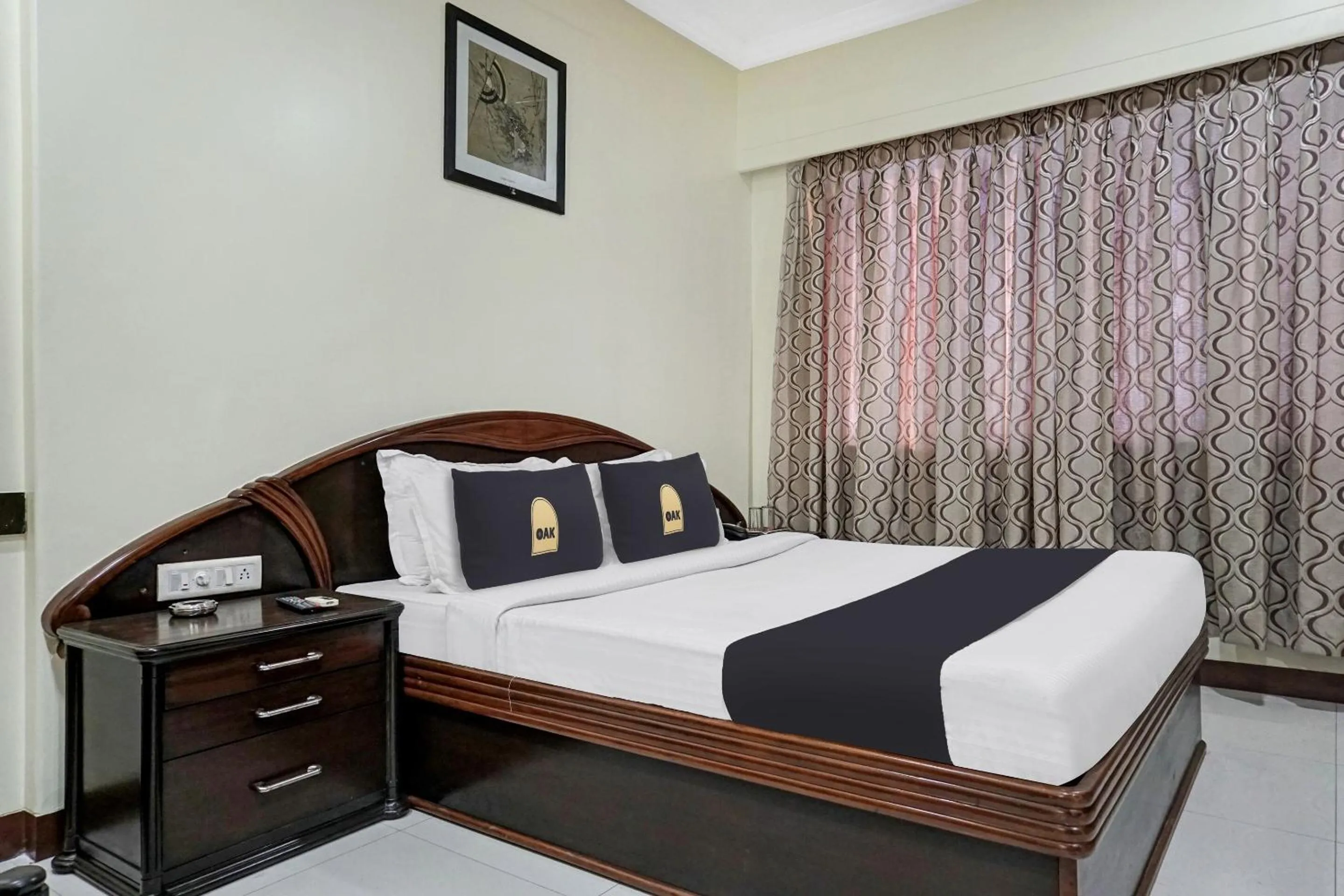 Bedroom, Bed in Townhouse OAK Gharonda Residency Near Sant Tukaram Nagar Metro Station