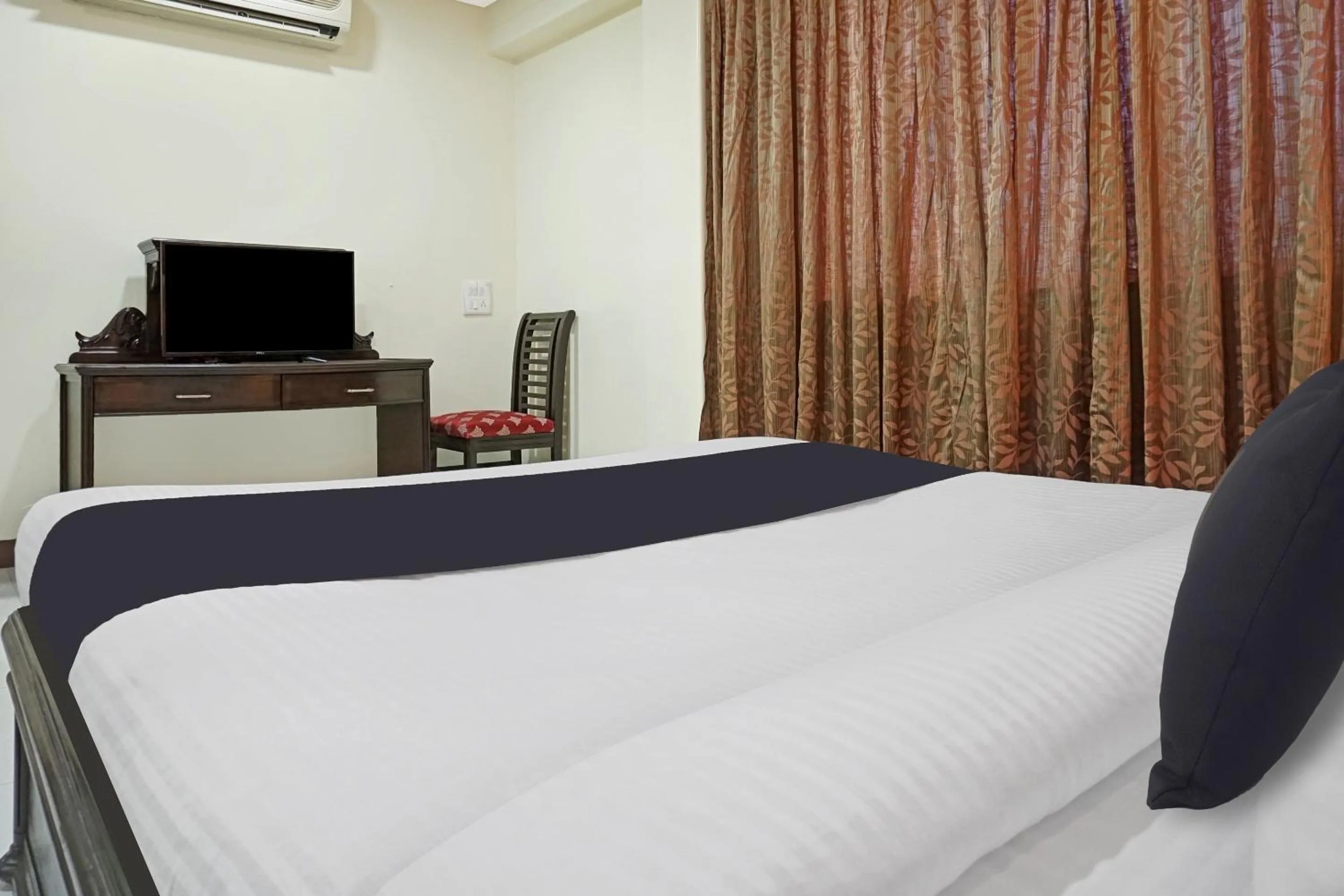 Bedroom, Bed in Townhouse OAK Gharonda Residency Near Sant Tukaram Nagar Metro Station