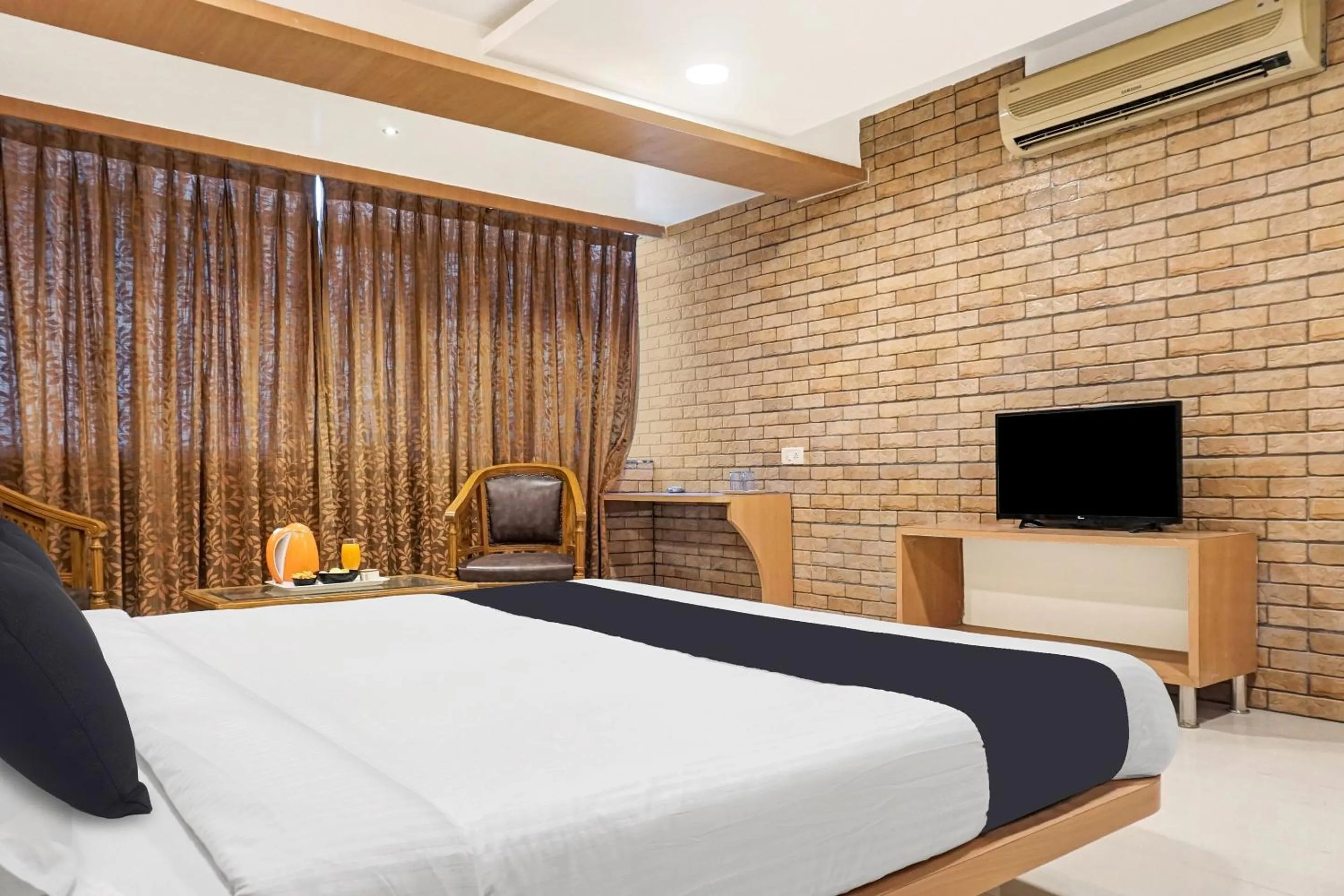 Bedroom, Bed in Townhouse OAK Gharonda Residency Near Sant Tukaram Nagar Metro Station
