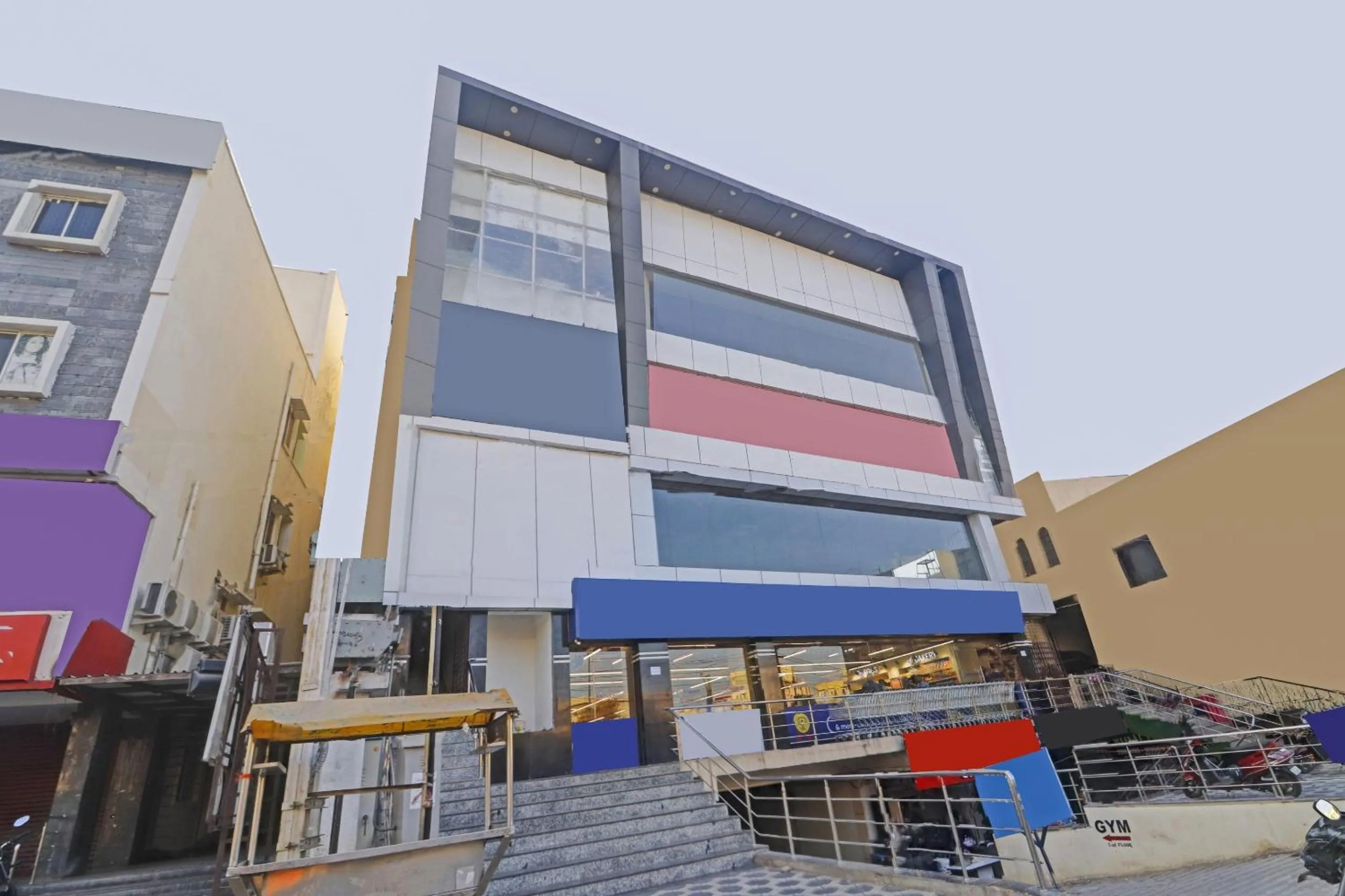 Facade/entrance in Capital O Sai Balaji Near Golconda Fort